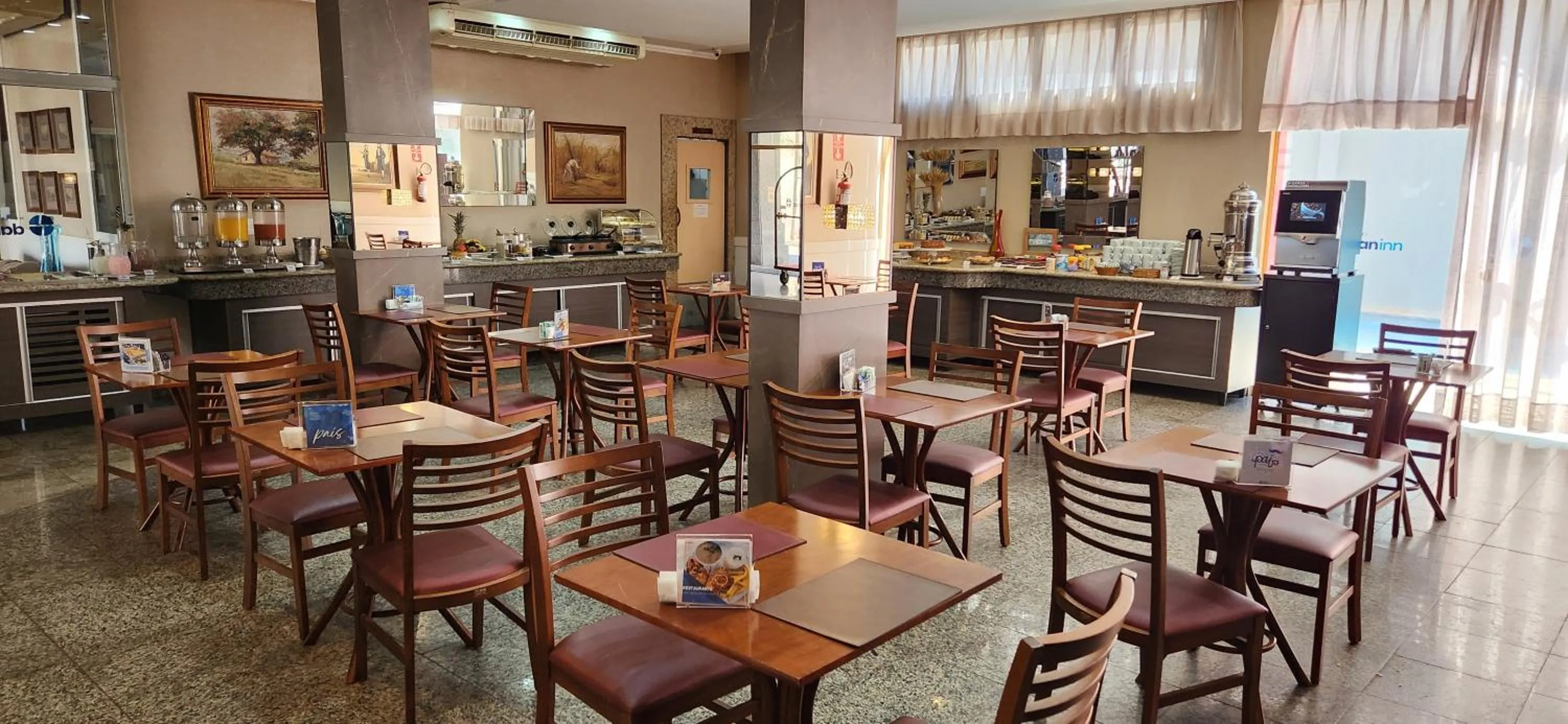 Restaurant/places to eat in Hotel Dan Inn Araraquara by Nacional Inn