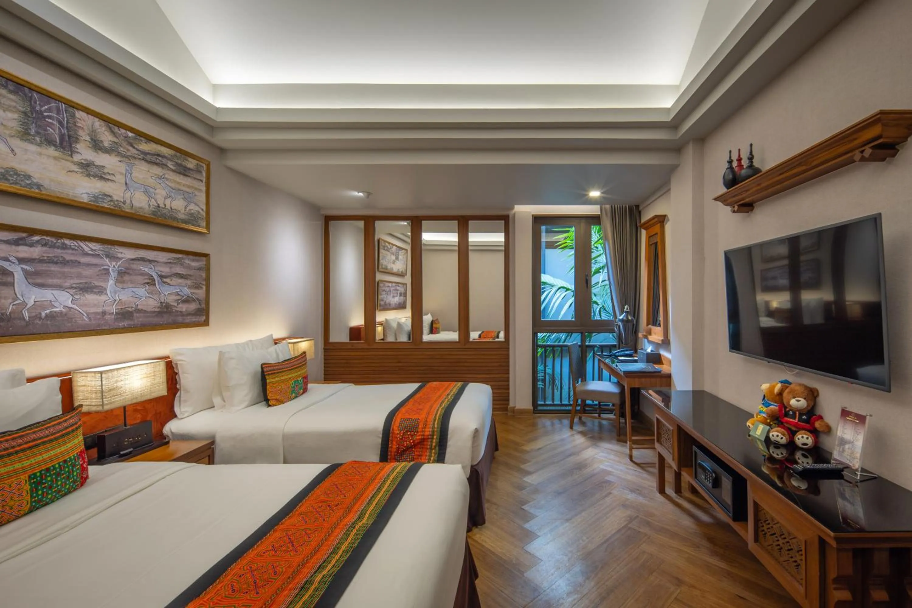 Communal lounge/ TV room, Bed in Chala Number6