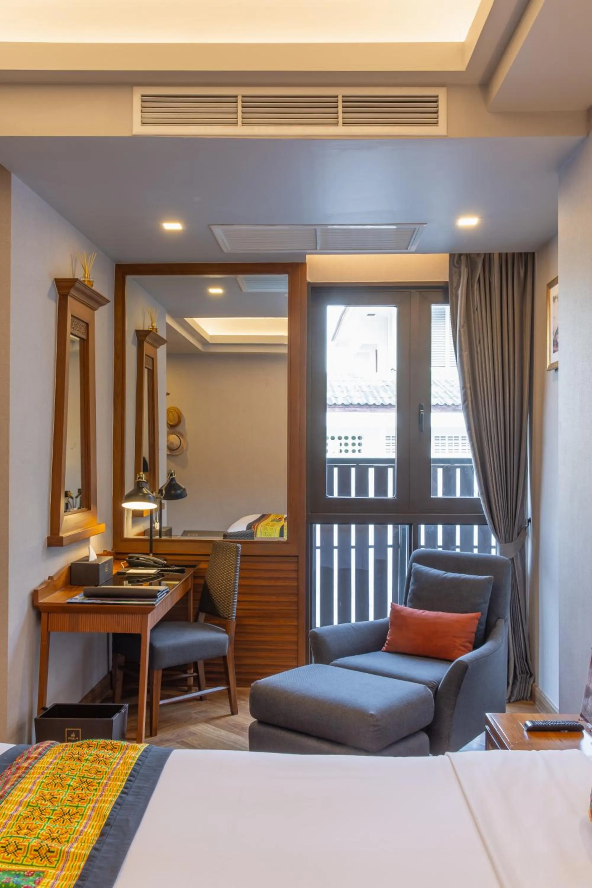 Seating area in Chala Number6