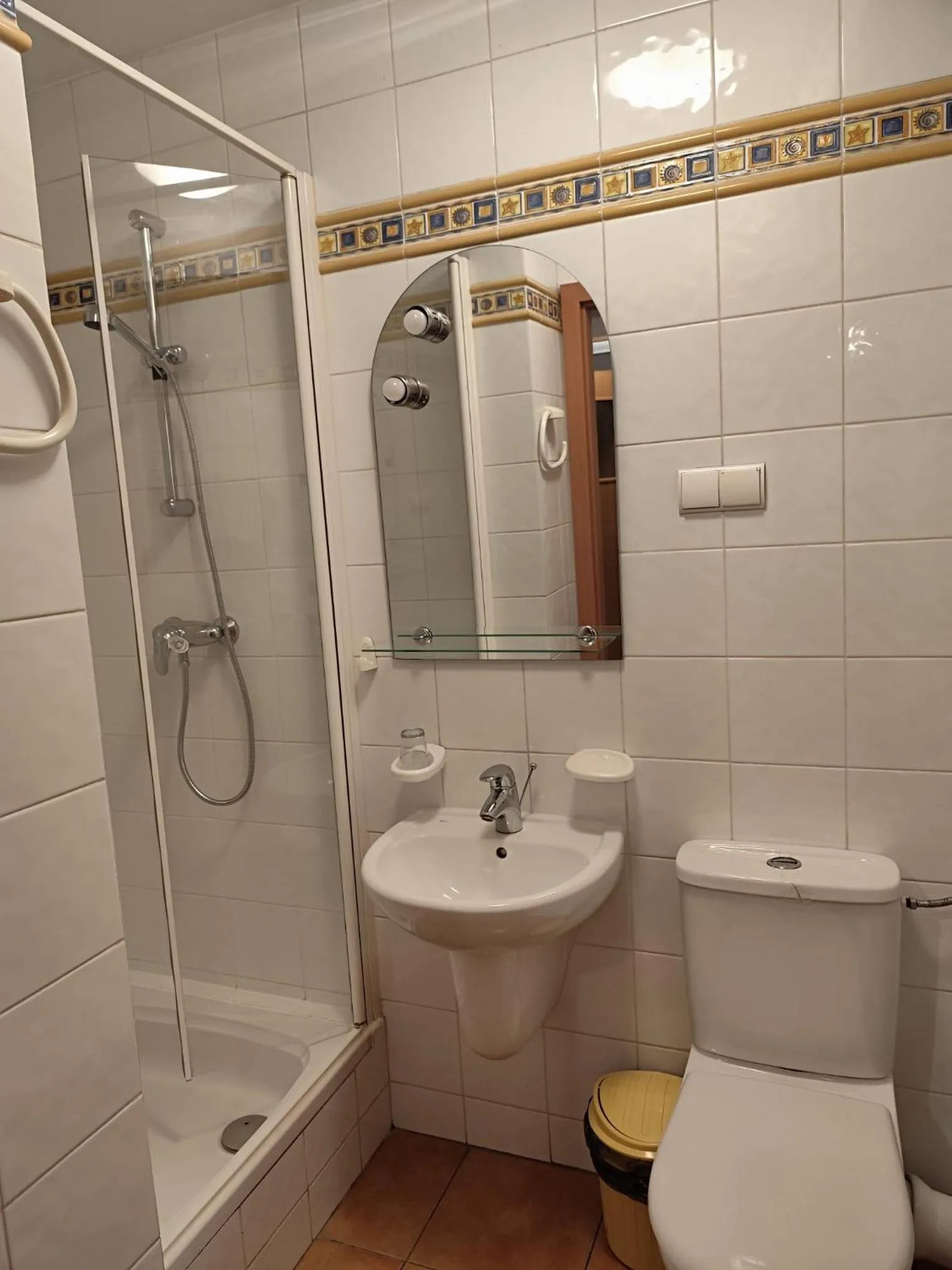 Shower in Gosciniec Tombor