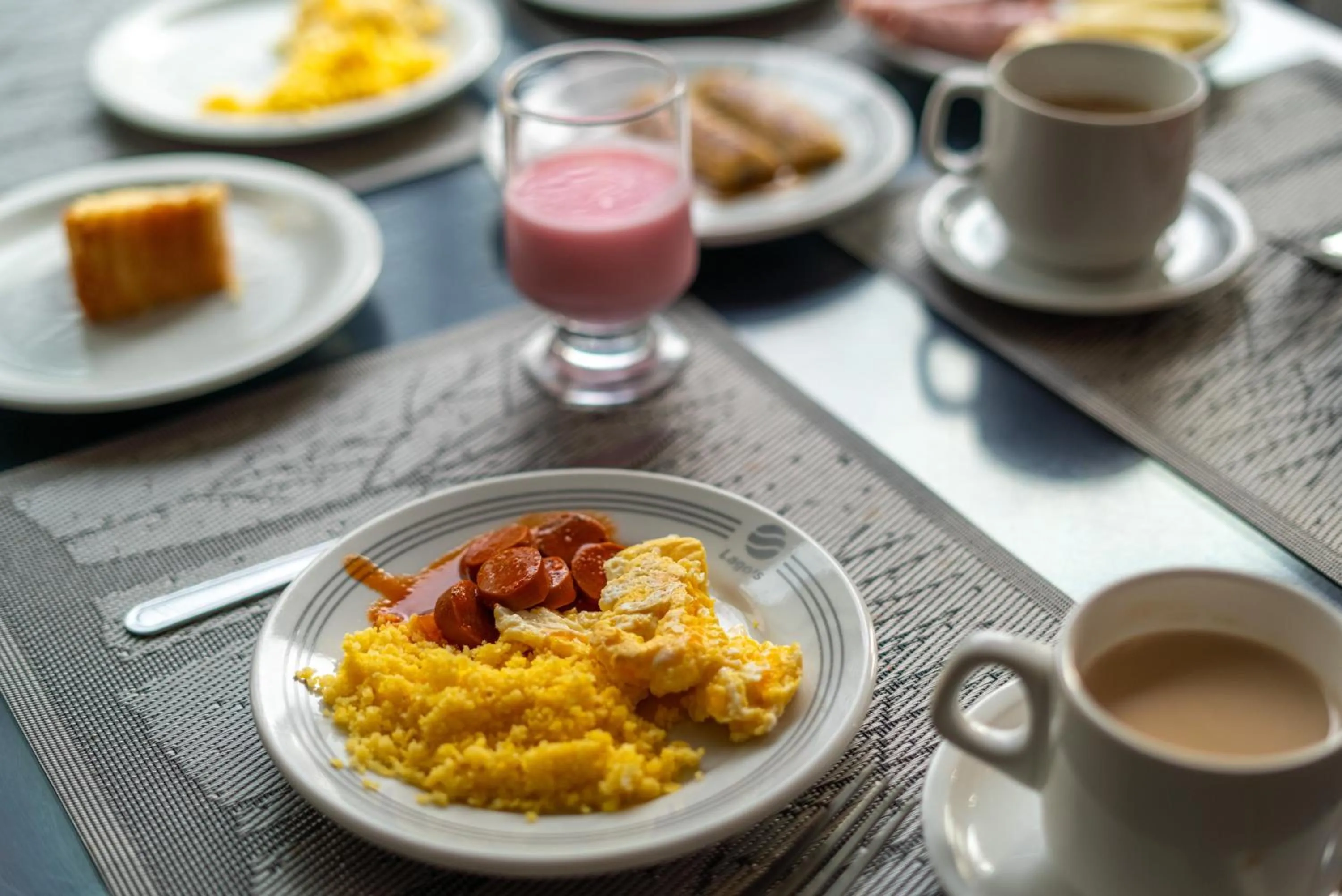 Breakfast in Lagoa Park Hotel