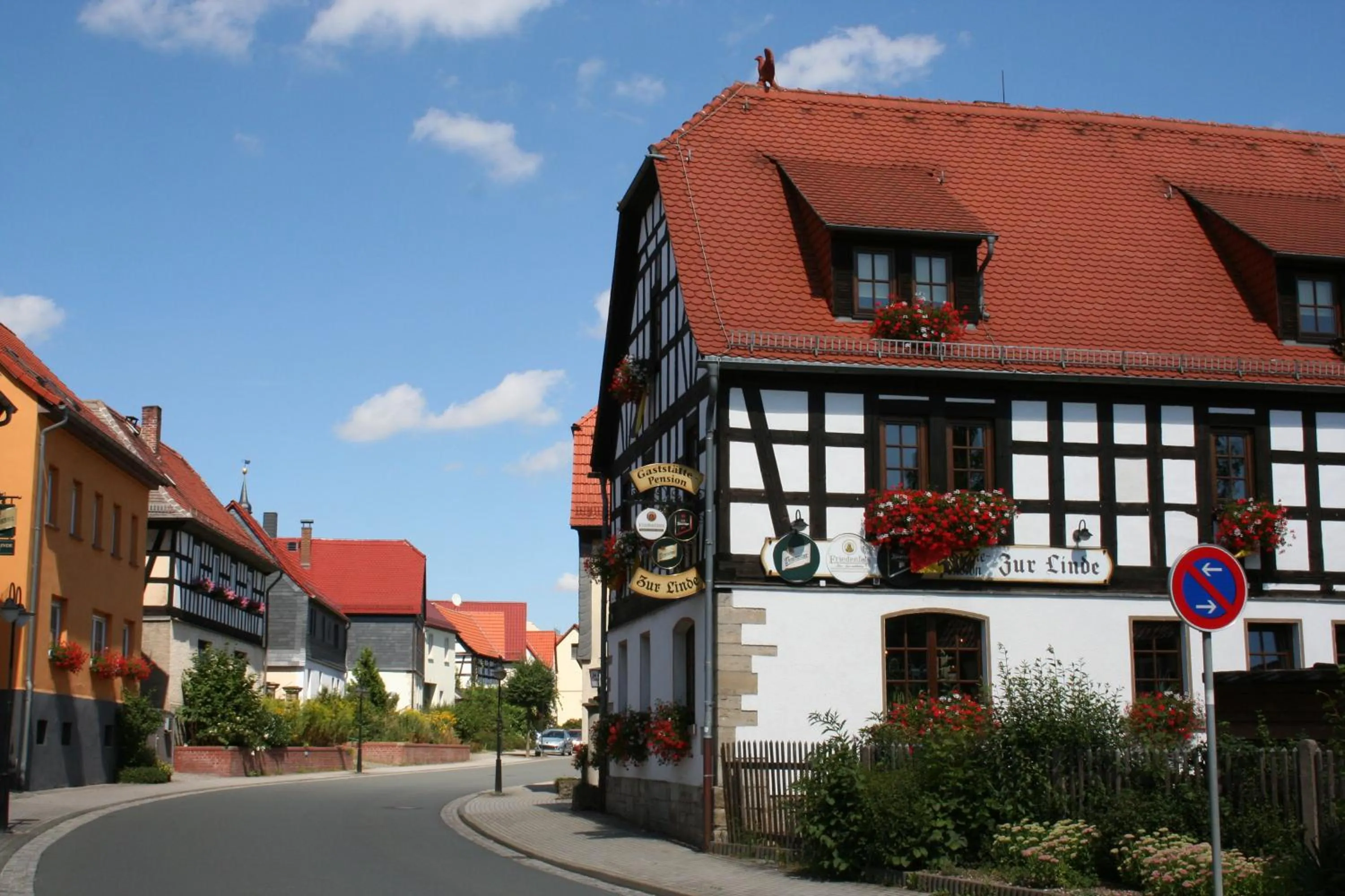 Property building in Gasthaus & Hotel Zur Linde