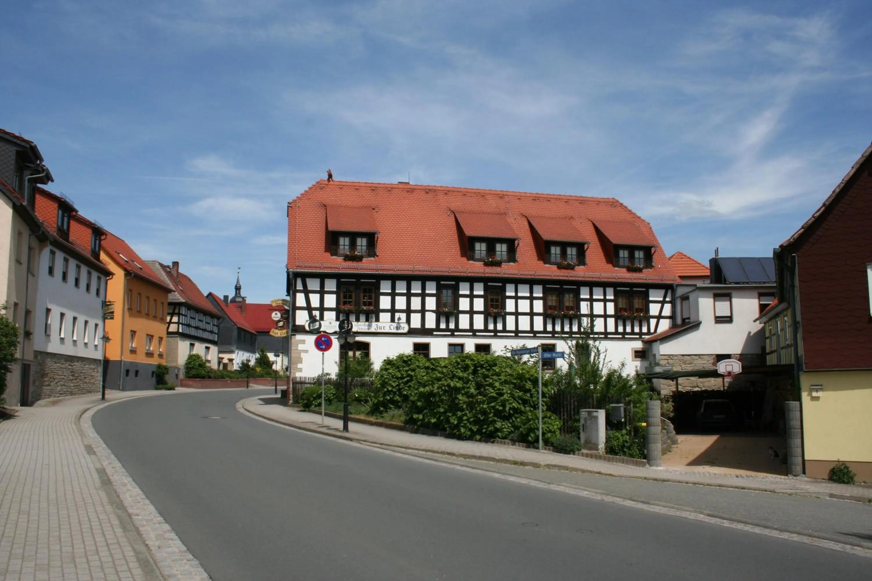 Property building in Gasthaus & Hotel Zur Linde