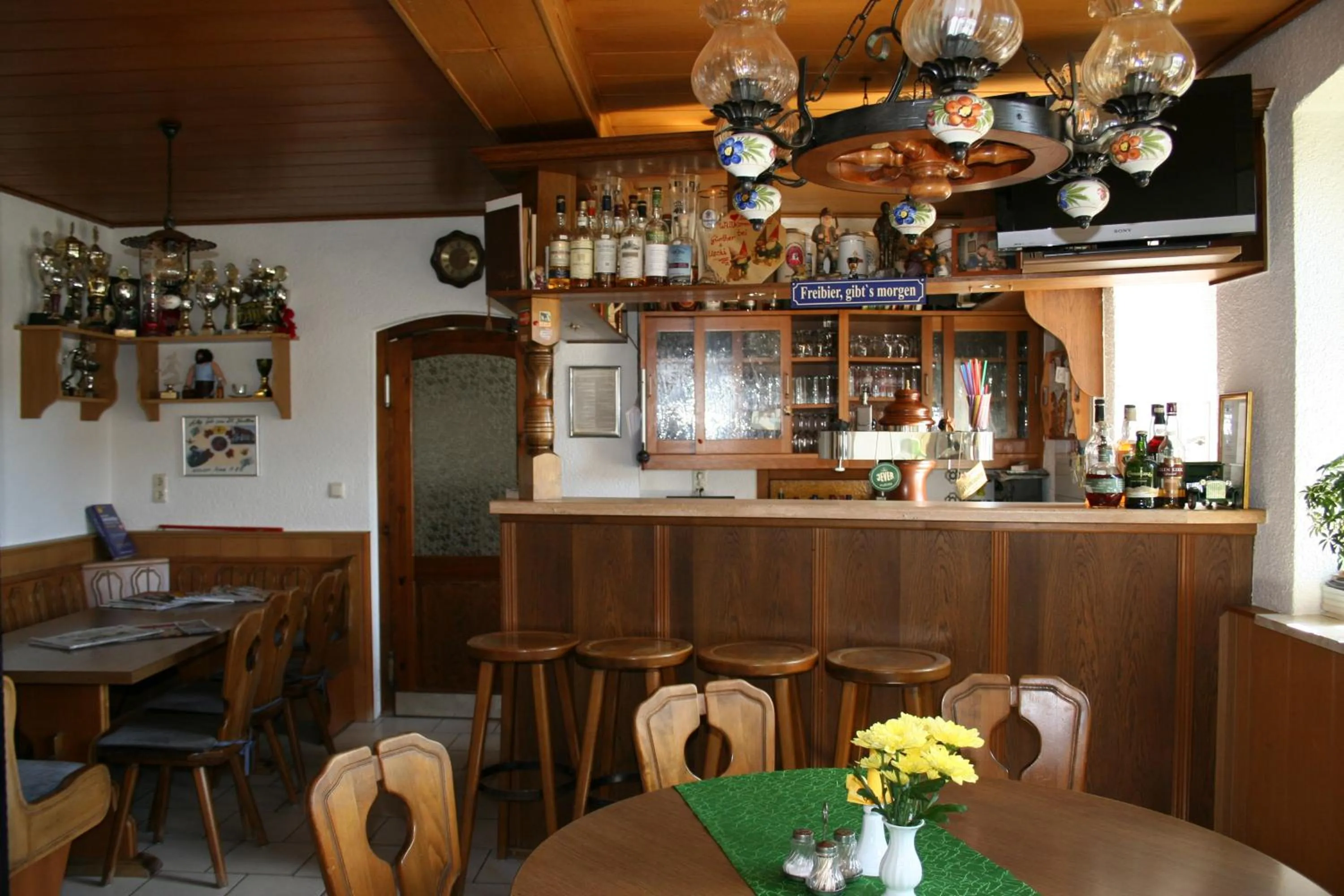 Restaurant/places to eat in Gasthaus & Hotel Zur Linde