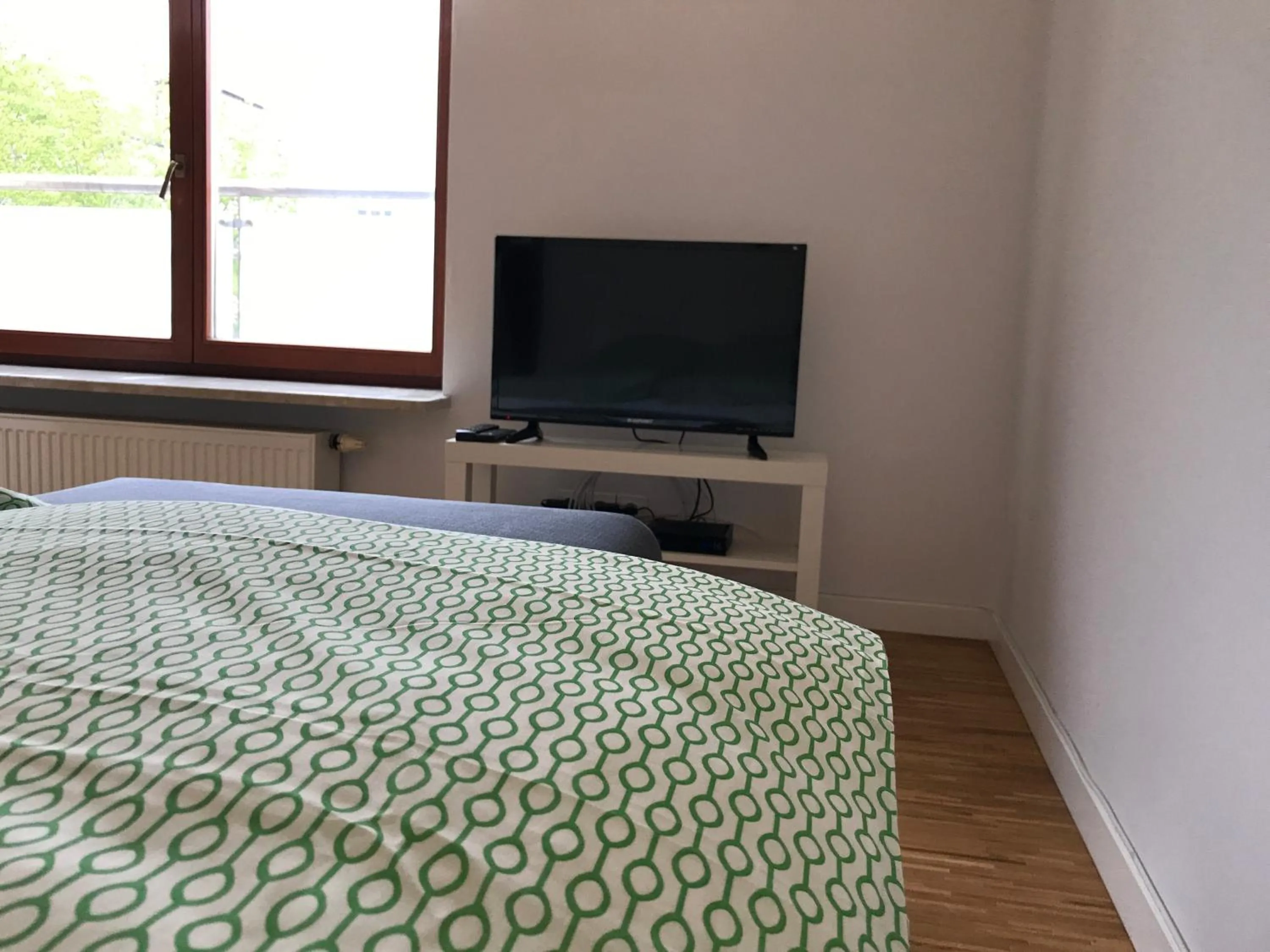 TV and multimedia, Bed in Szucha Apartments