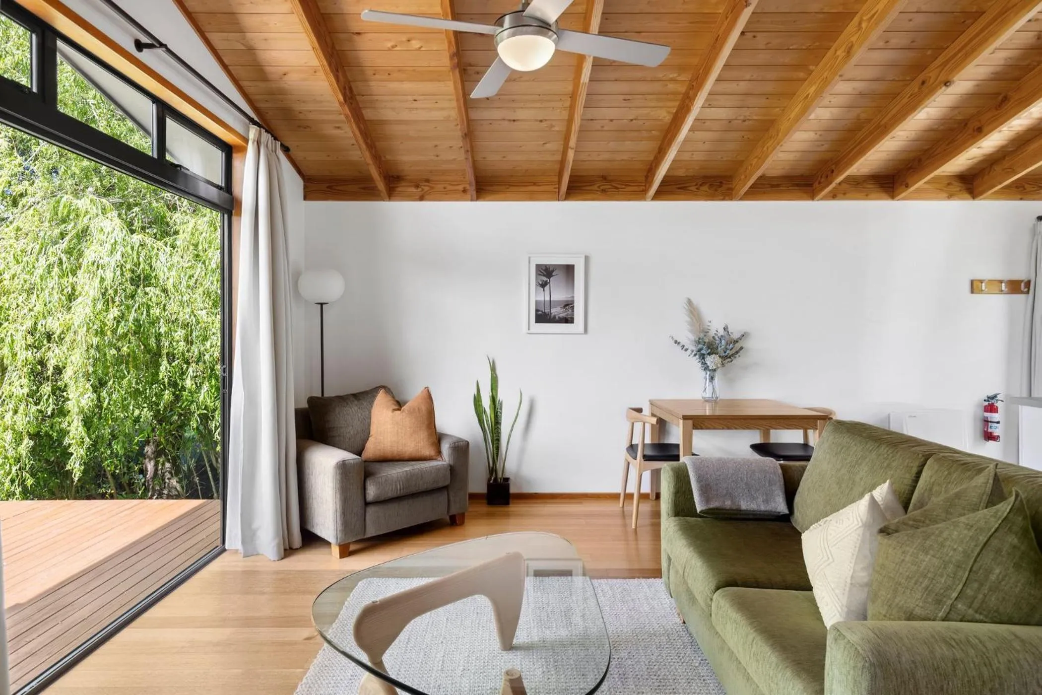 Adrift In Golden Bay- Absolute Beachfront Villas