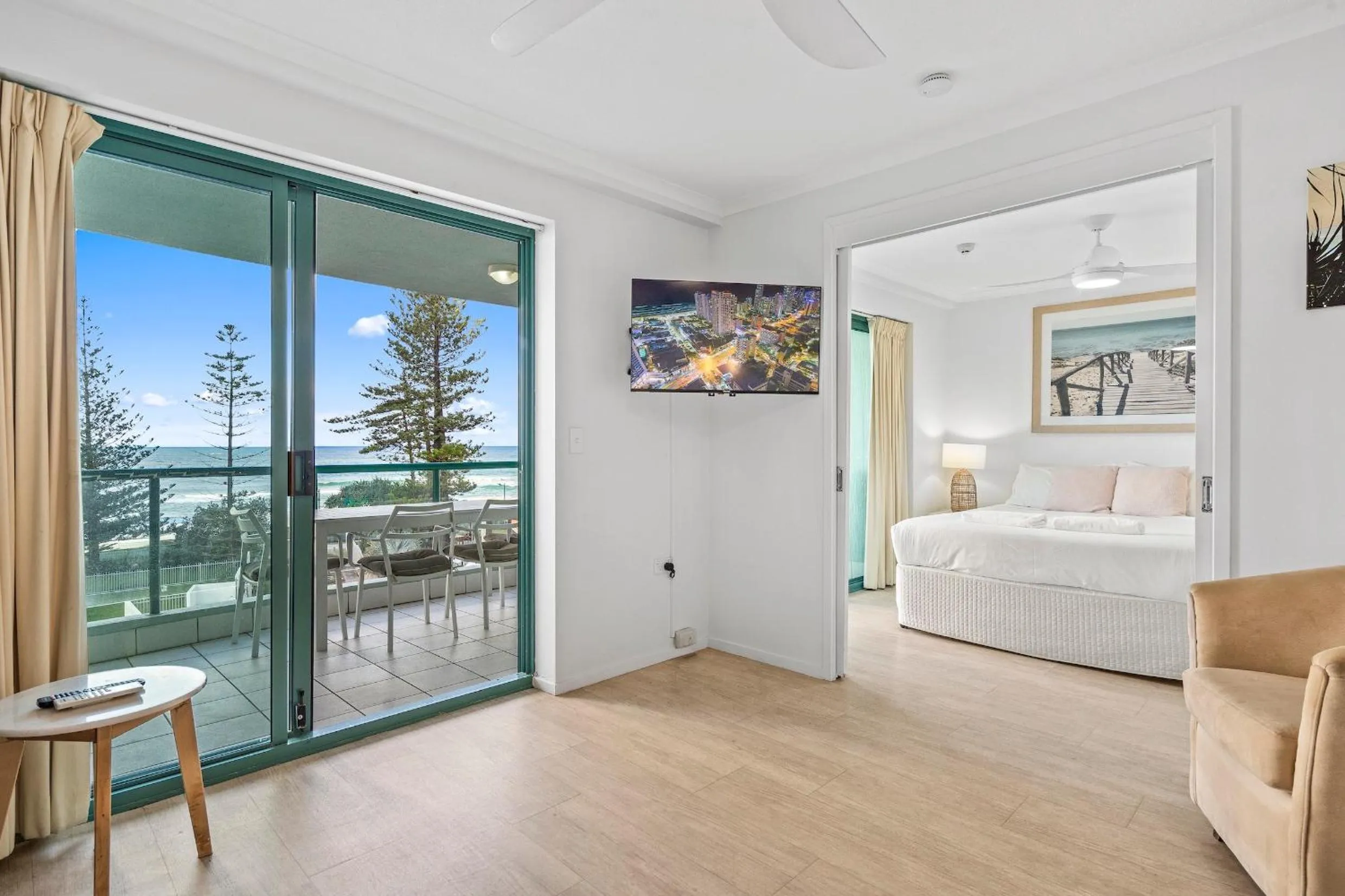 Bed in Emerald Sands Holiday Apartments