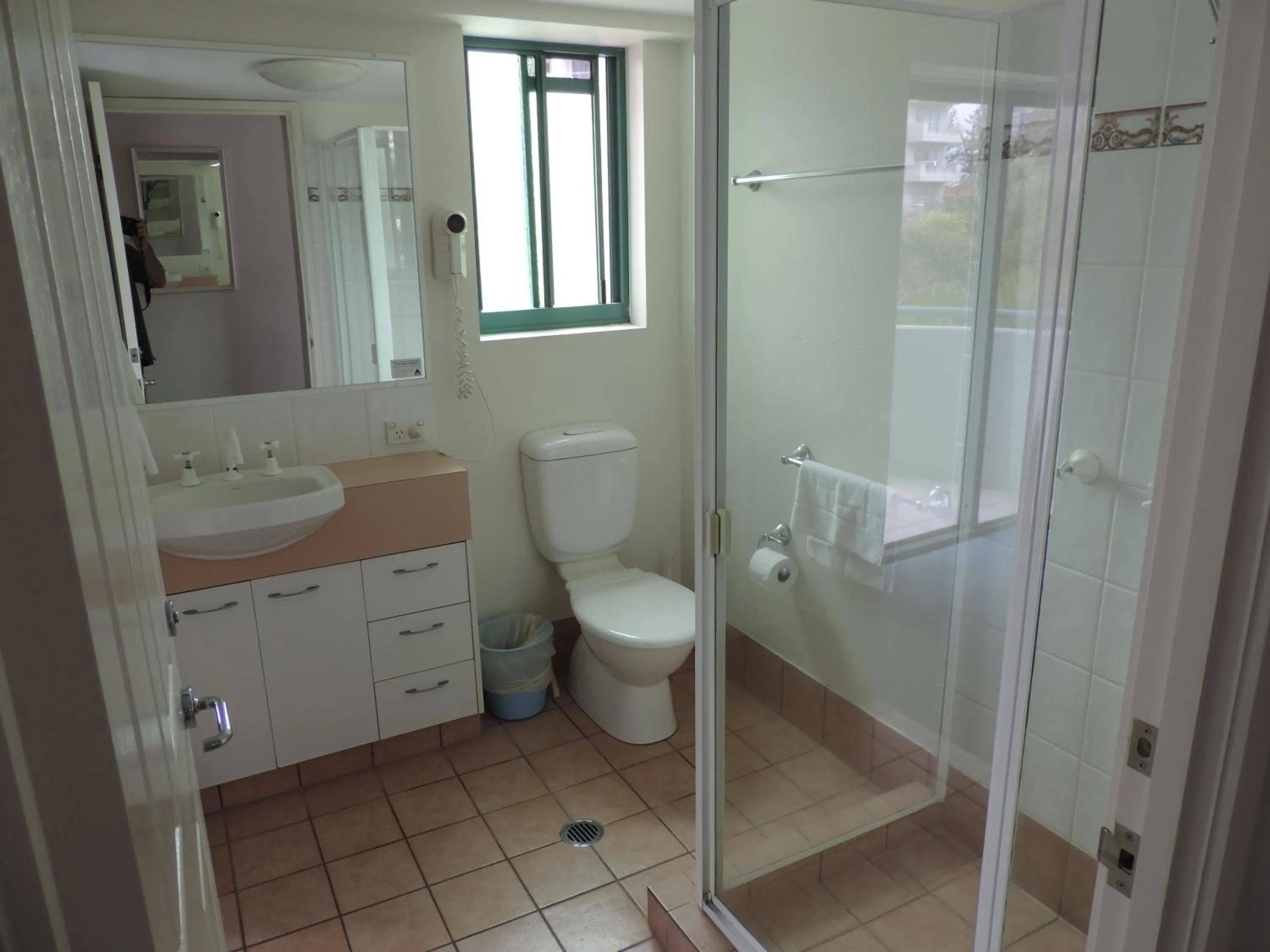 Bathroom in Emerald Sands Holiday Apartments