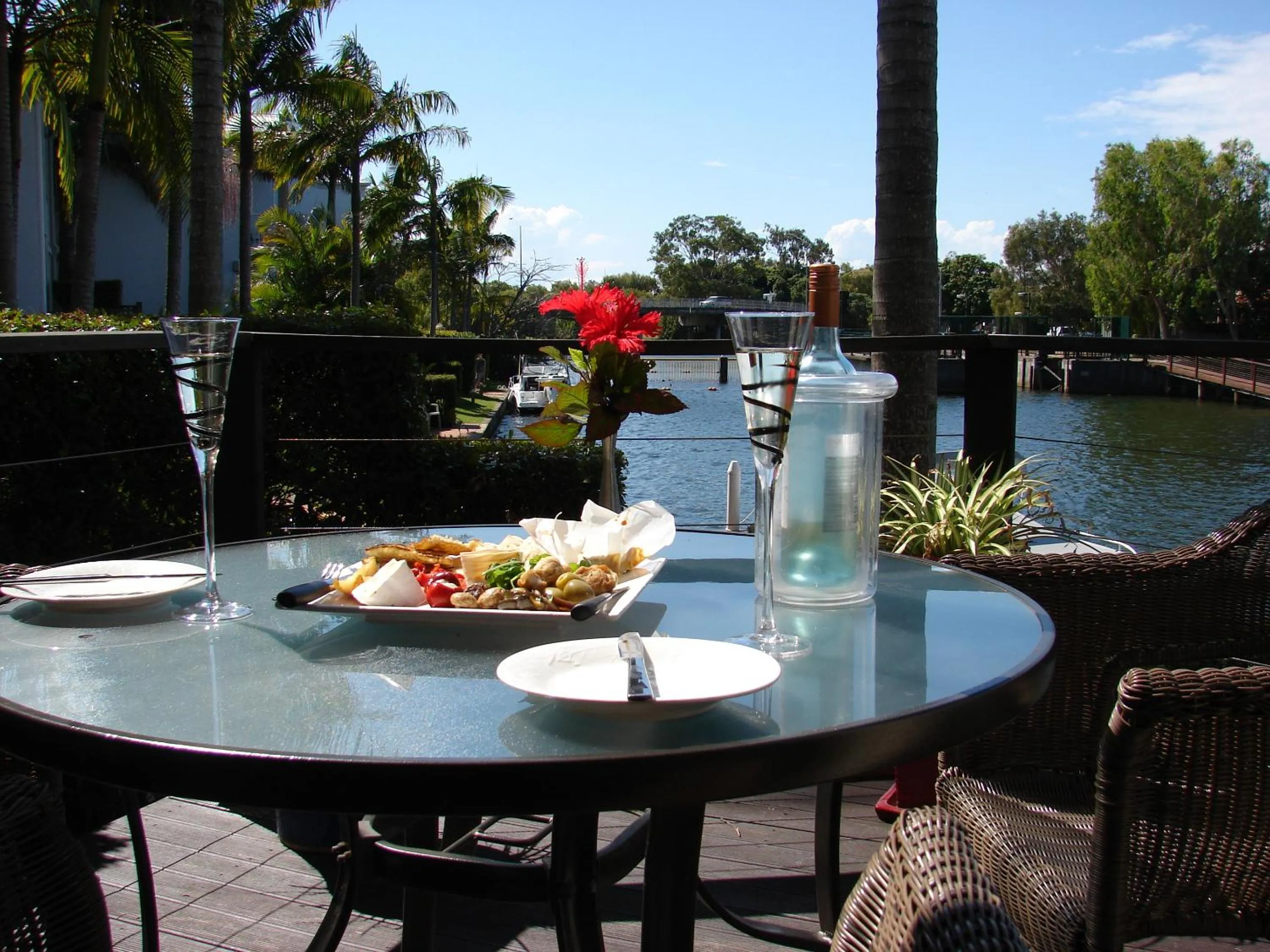 Restaurant/places to eat in Portside Noosa Waters