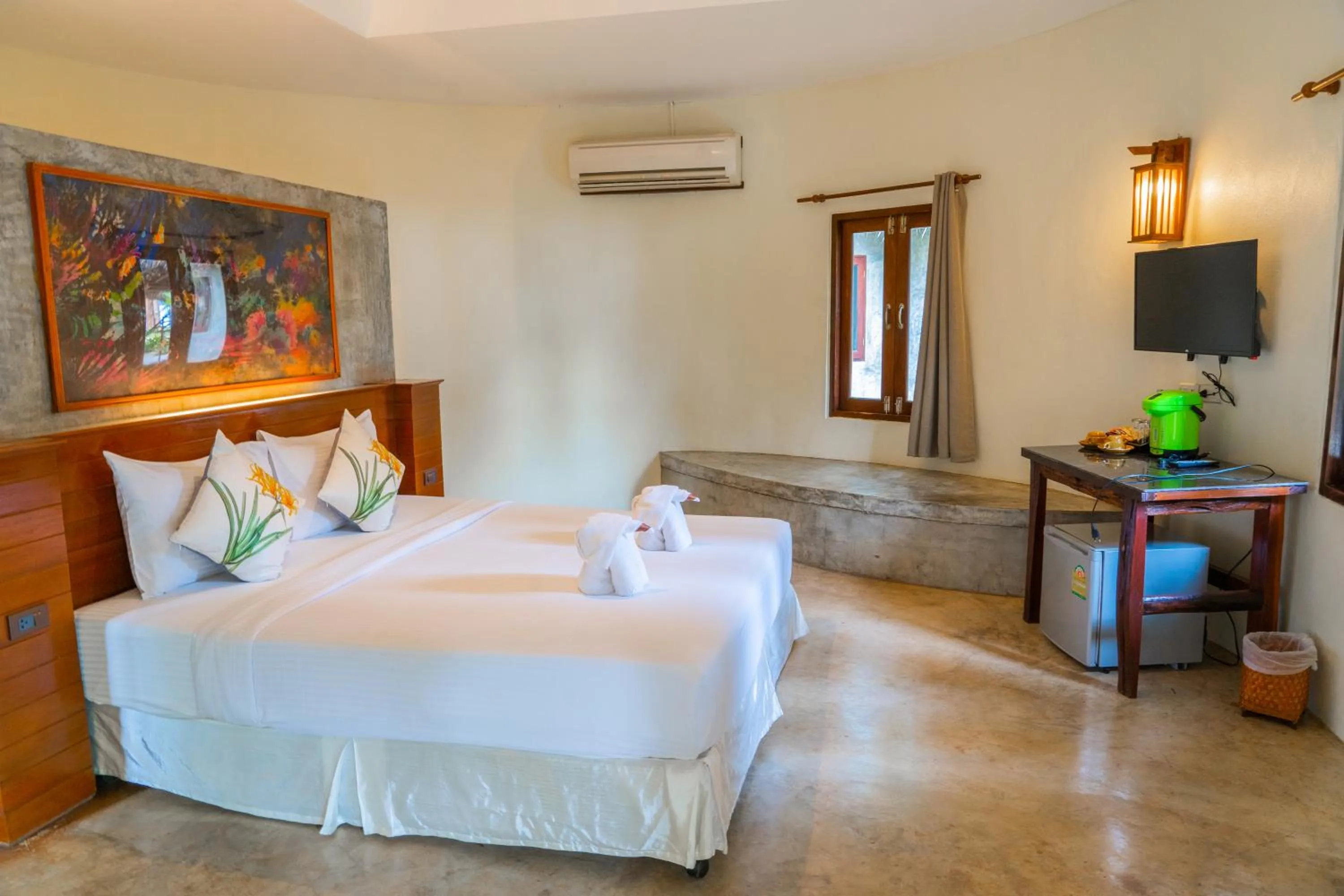 Photo of the whole room, Bed in The Tropical Beach Resort