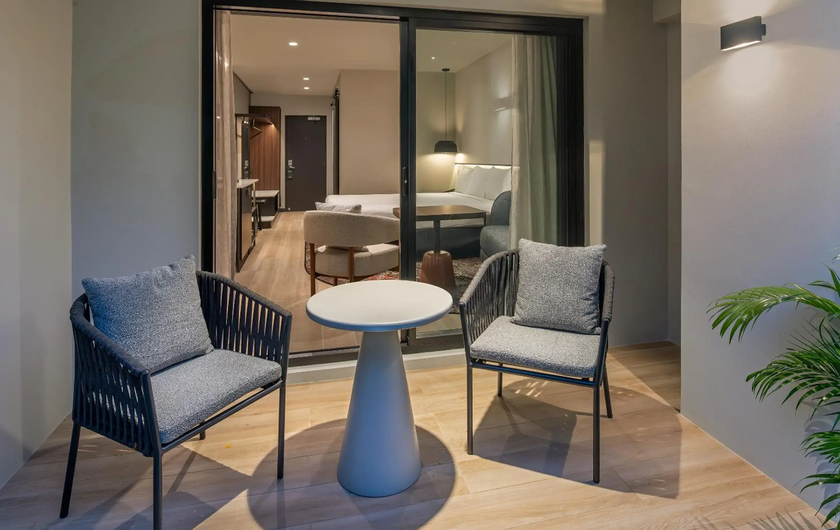 Deluxe King Room in Tanoa International Hotel Deluxe King Room in Tanoa International Hotel