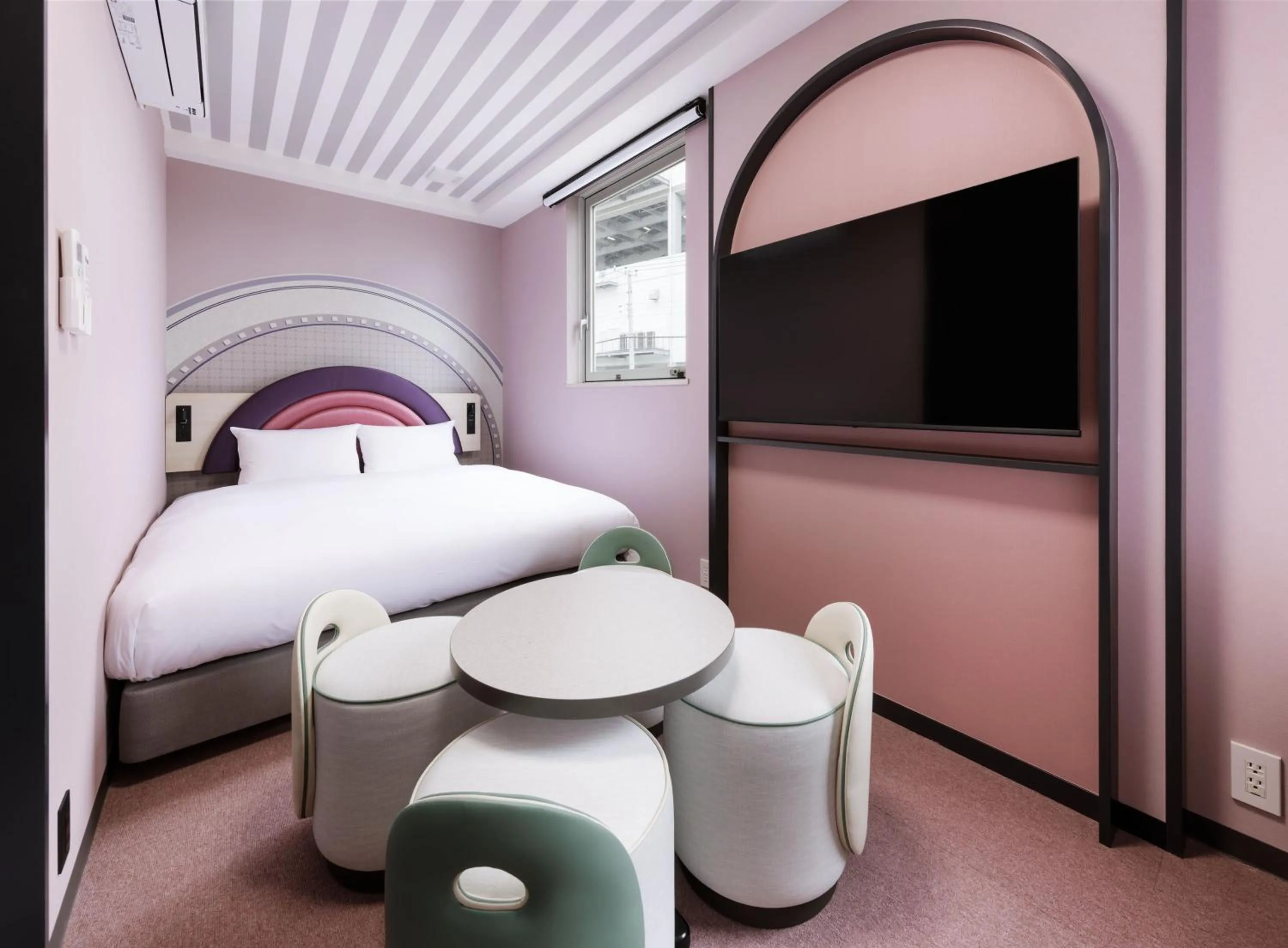 Bed in CVS Bay Hotel