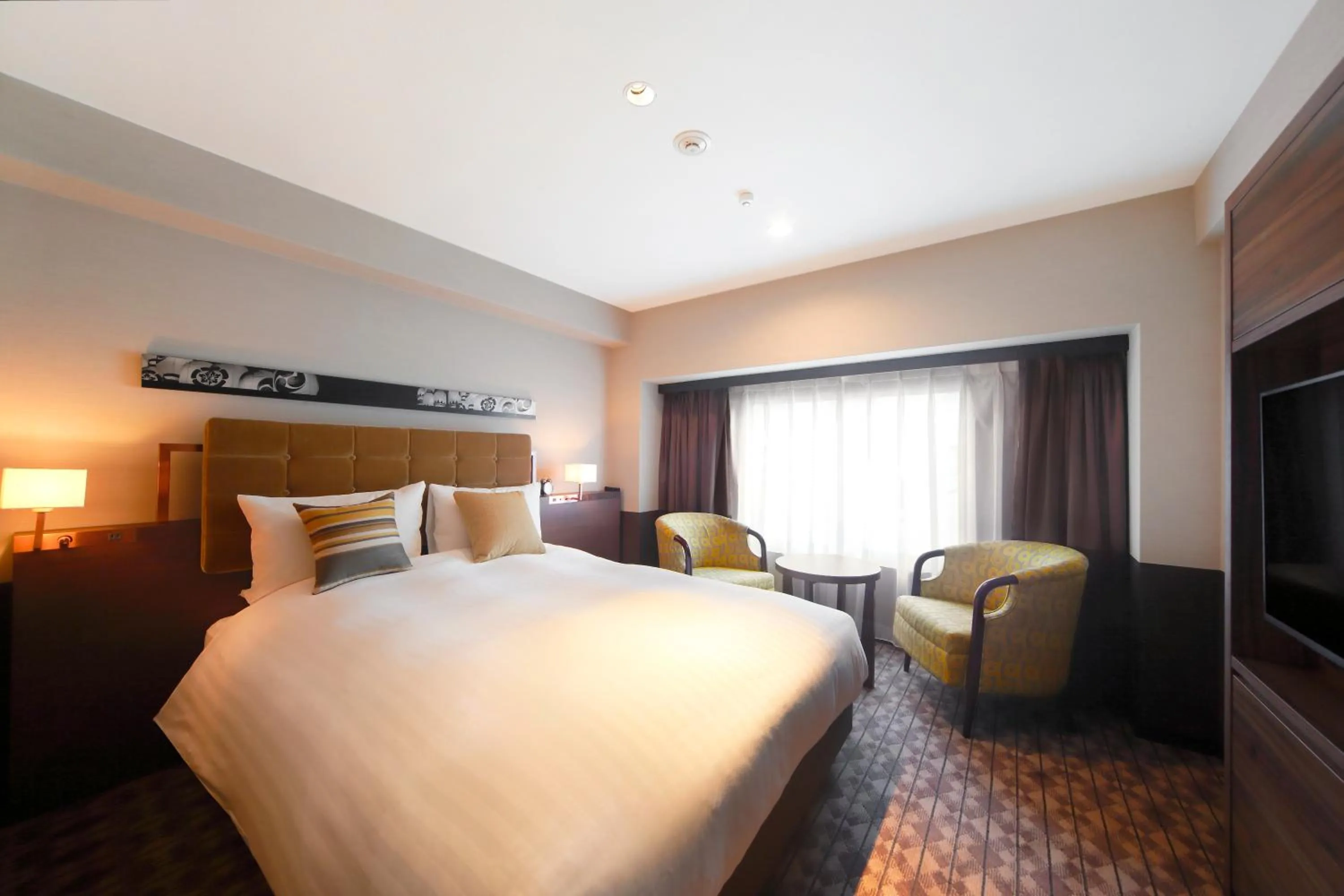 Photo of the whole room, Bed in Kyoto Century Hotel