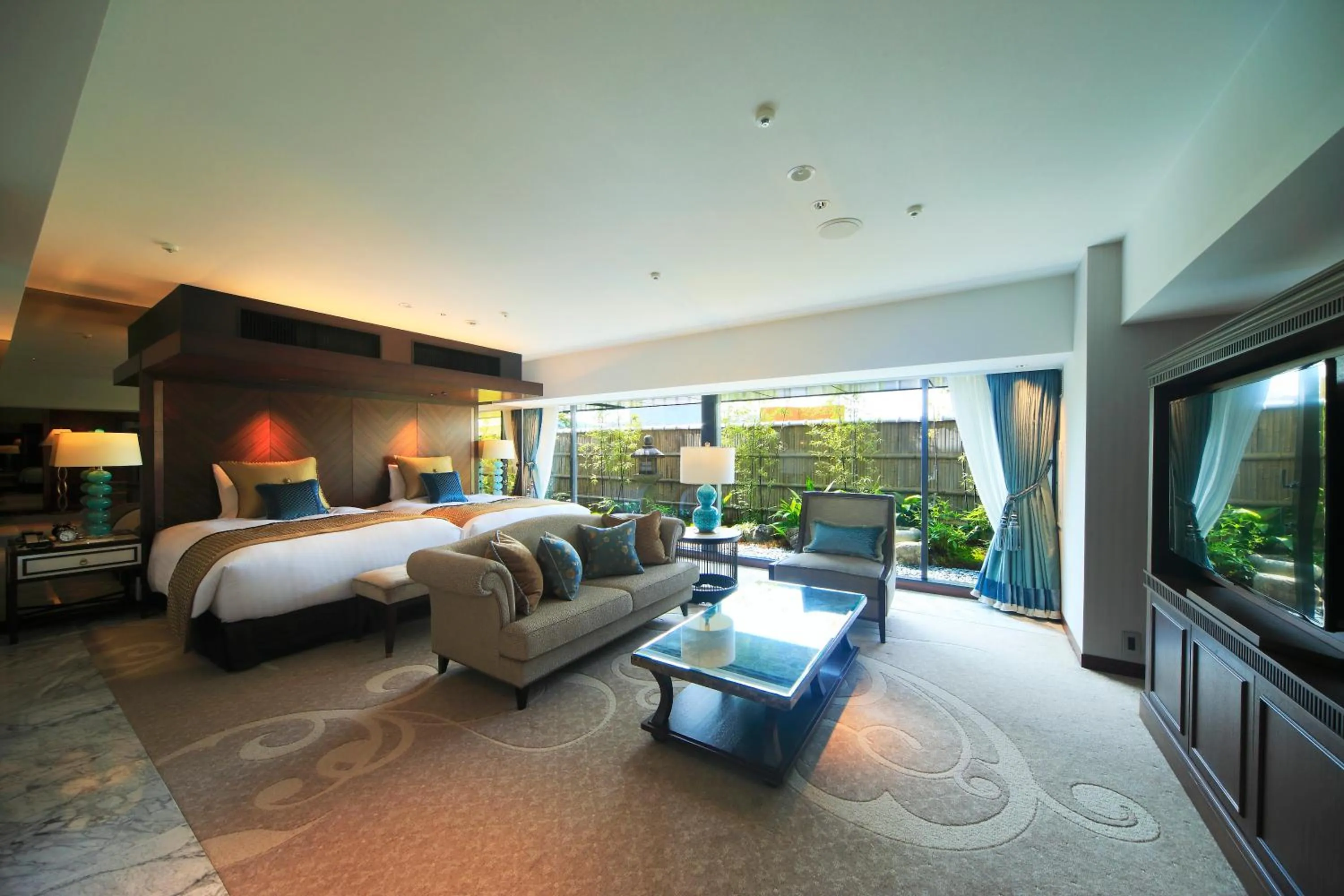 View (from property/room), Bed in Kyoto Century Hotel