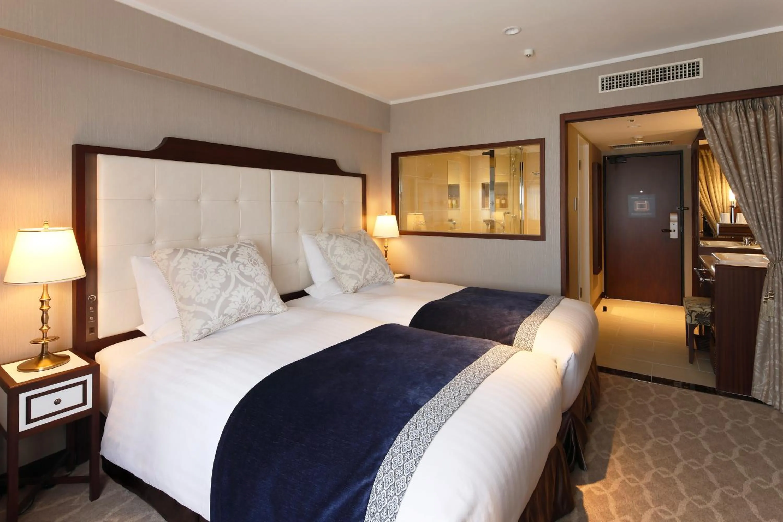 Bedroom, Bed in Kyoto Century Hotel