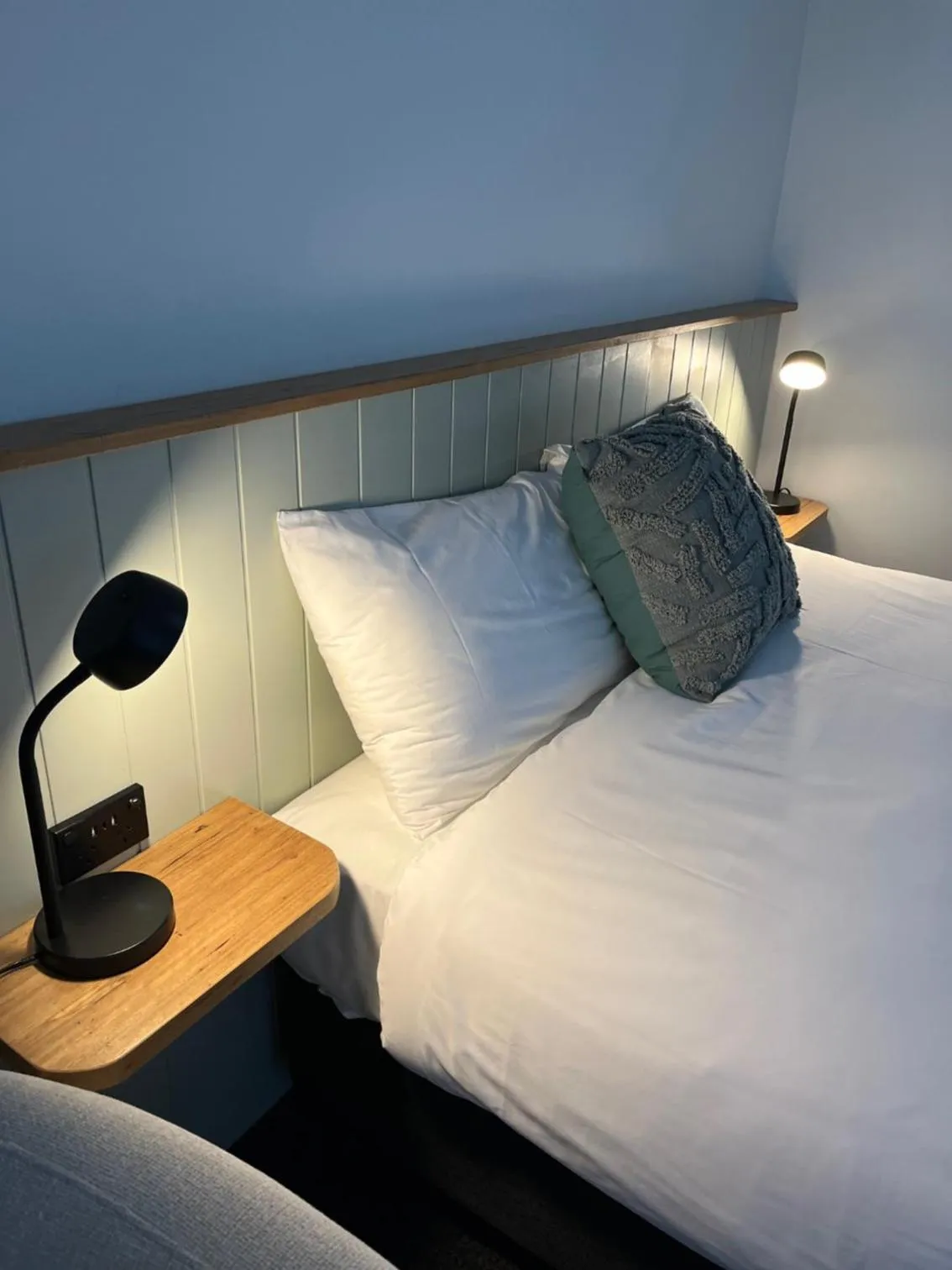 Bed in South Seas Motel