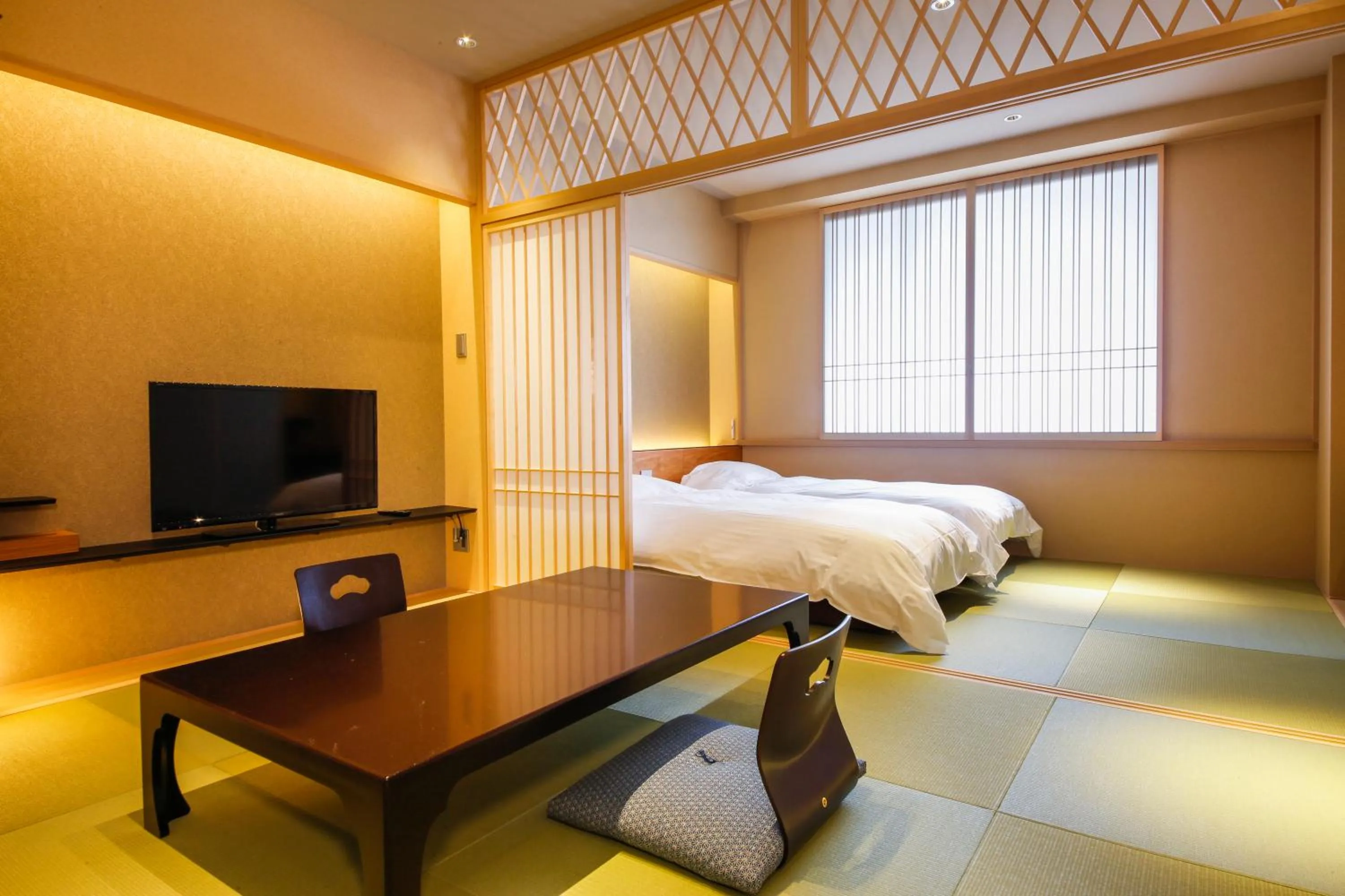 Photo of the whole room, Bed in Hotel Honnoji