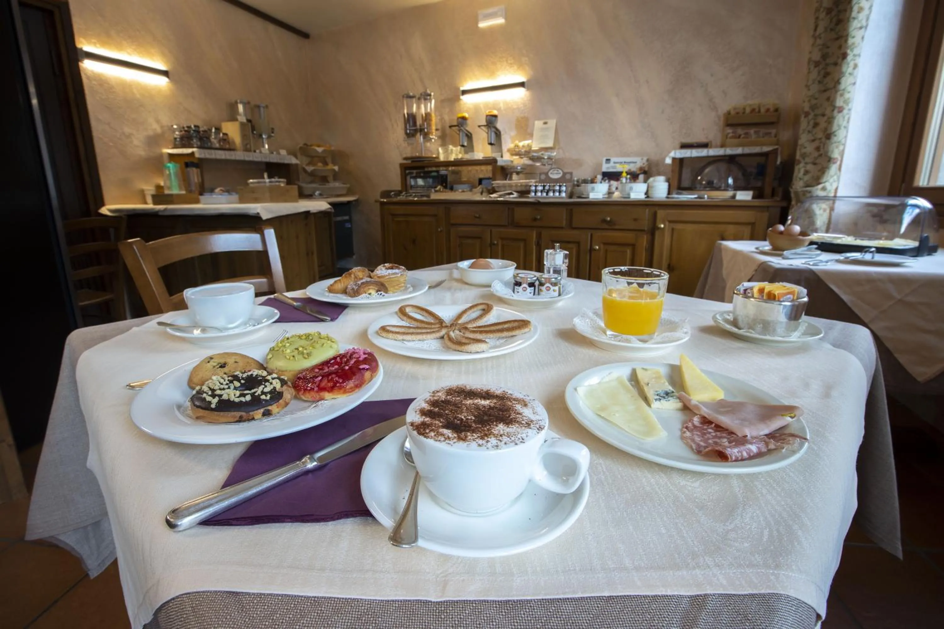 Restaurant/places to eat in Hotel Des Glaciers