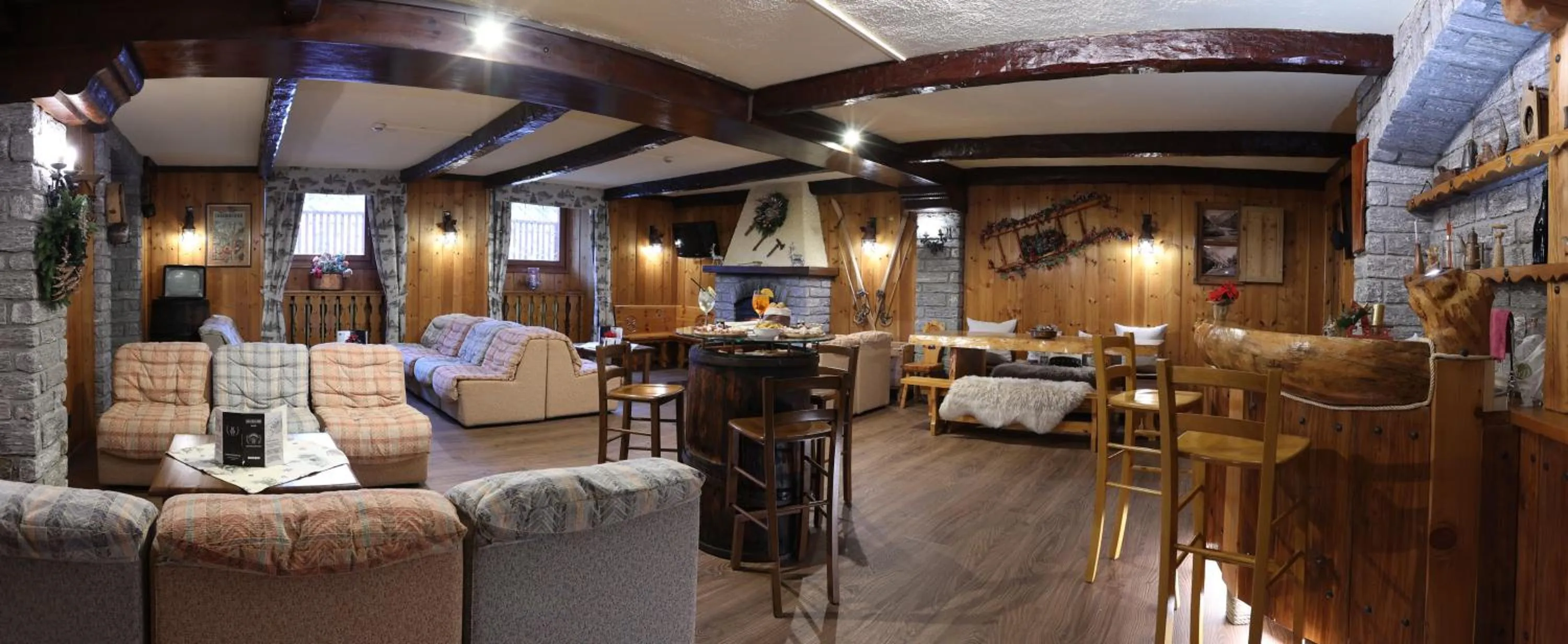 Restaurant/places to eat in Hotel Des Glaciers