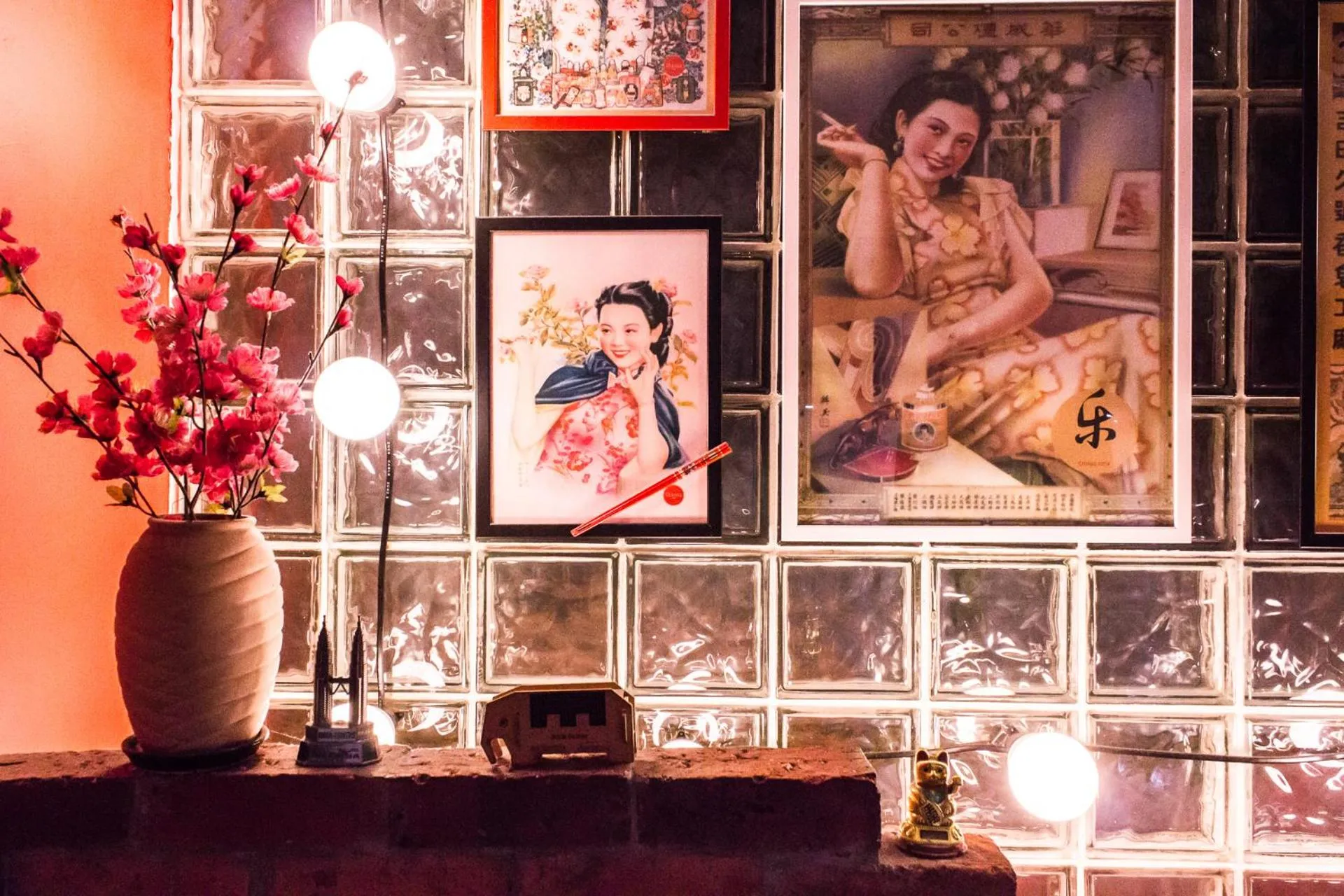 Restaurant/places to eat in The 5 Elements Hotel Chinatown Kuala Lumpur