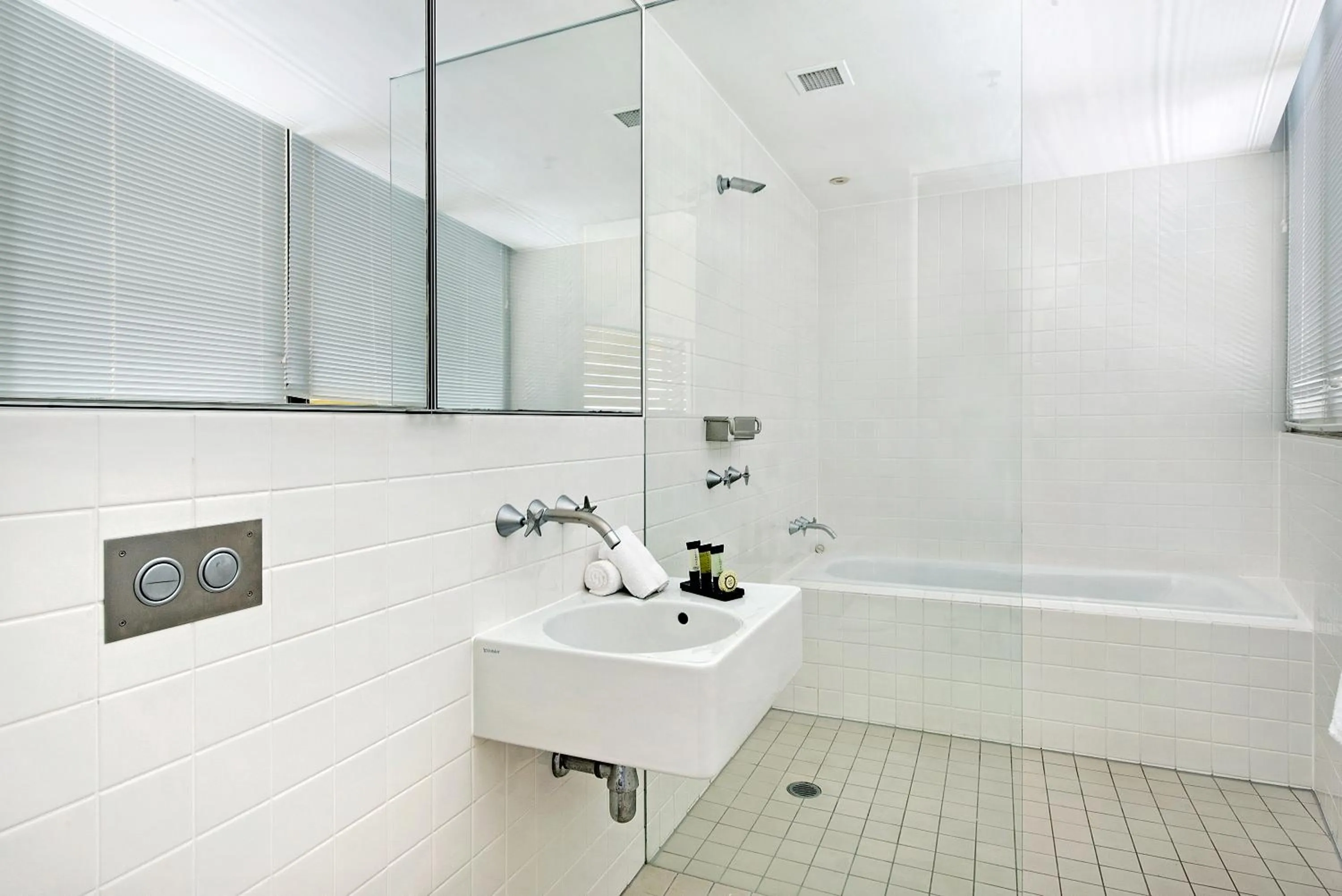 Bathroom in ULTIQA Air On Broadbeach