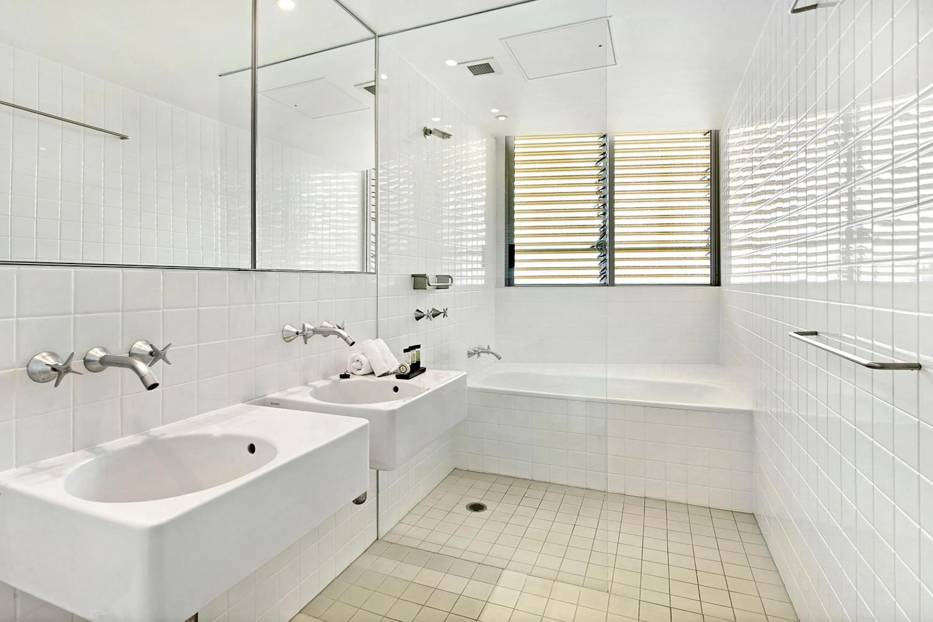Bathroom in ULTIQA Air On Broadbeach