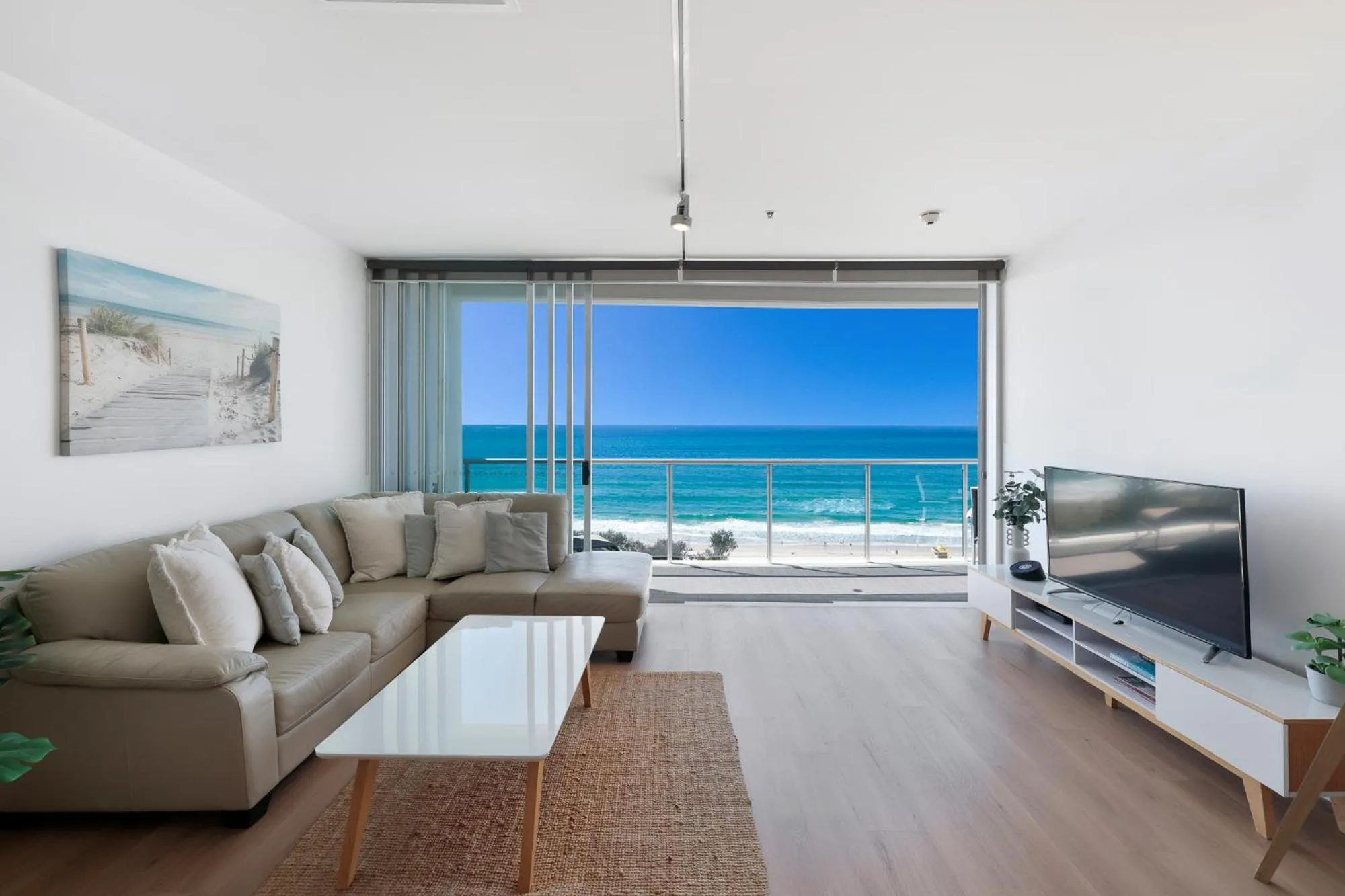 Living room in ULTIQA Air On Broadbeach
