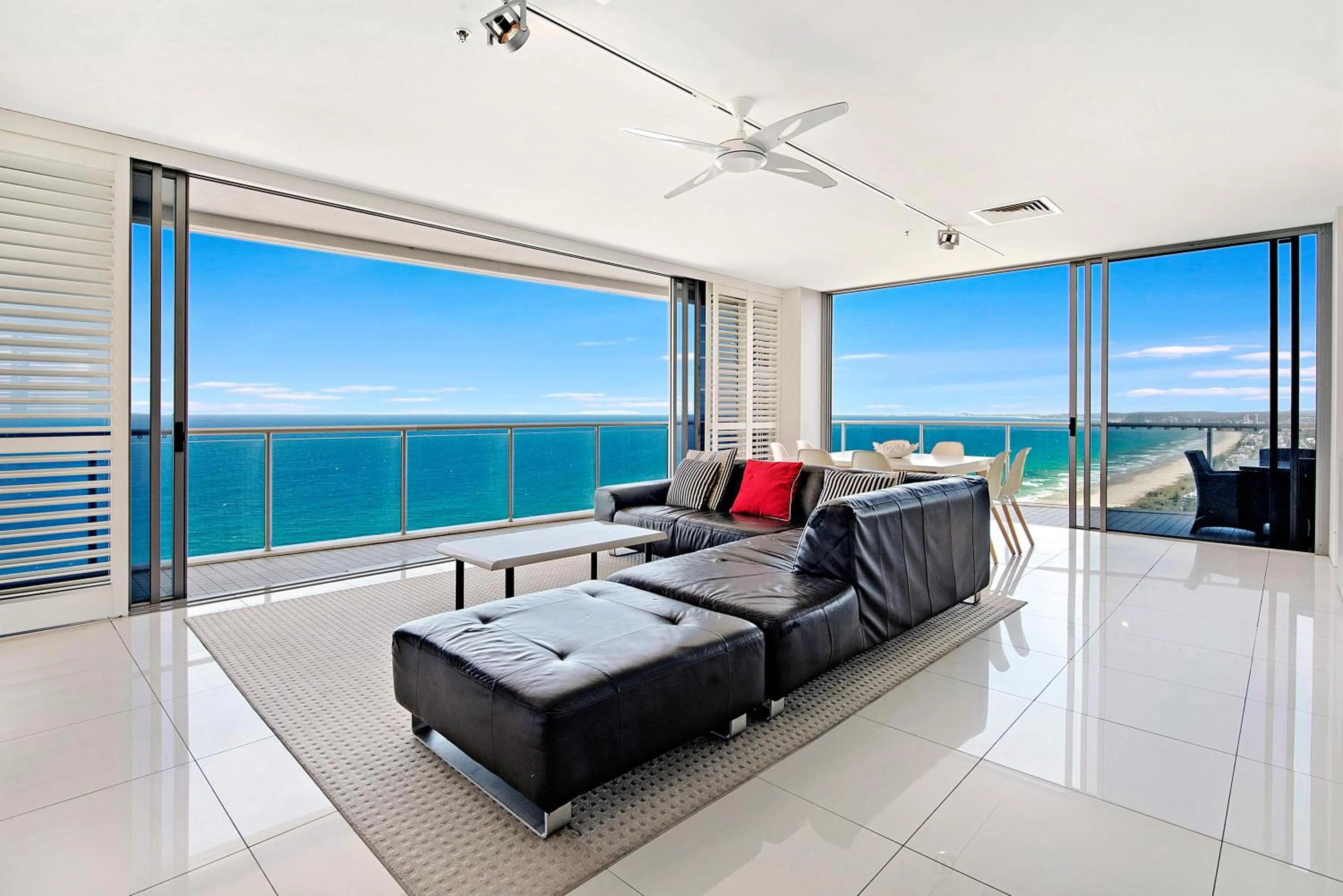 Living room in ULTIQA Air On Broadbeach