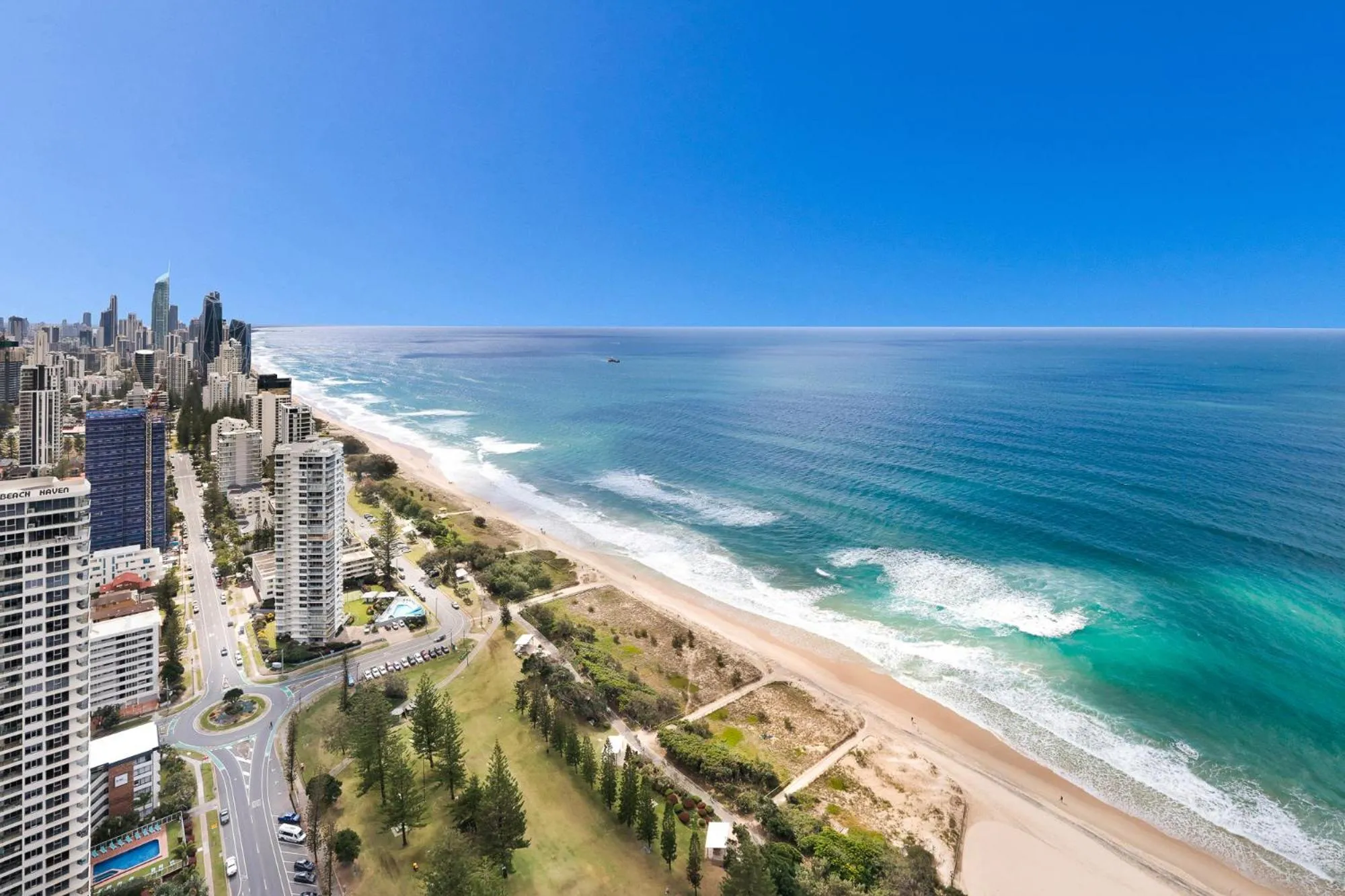 Sea view in ULTIQA Air On Broadbeach
