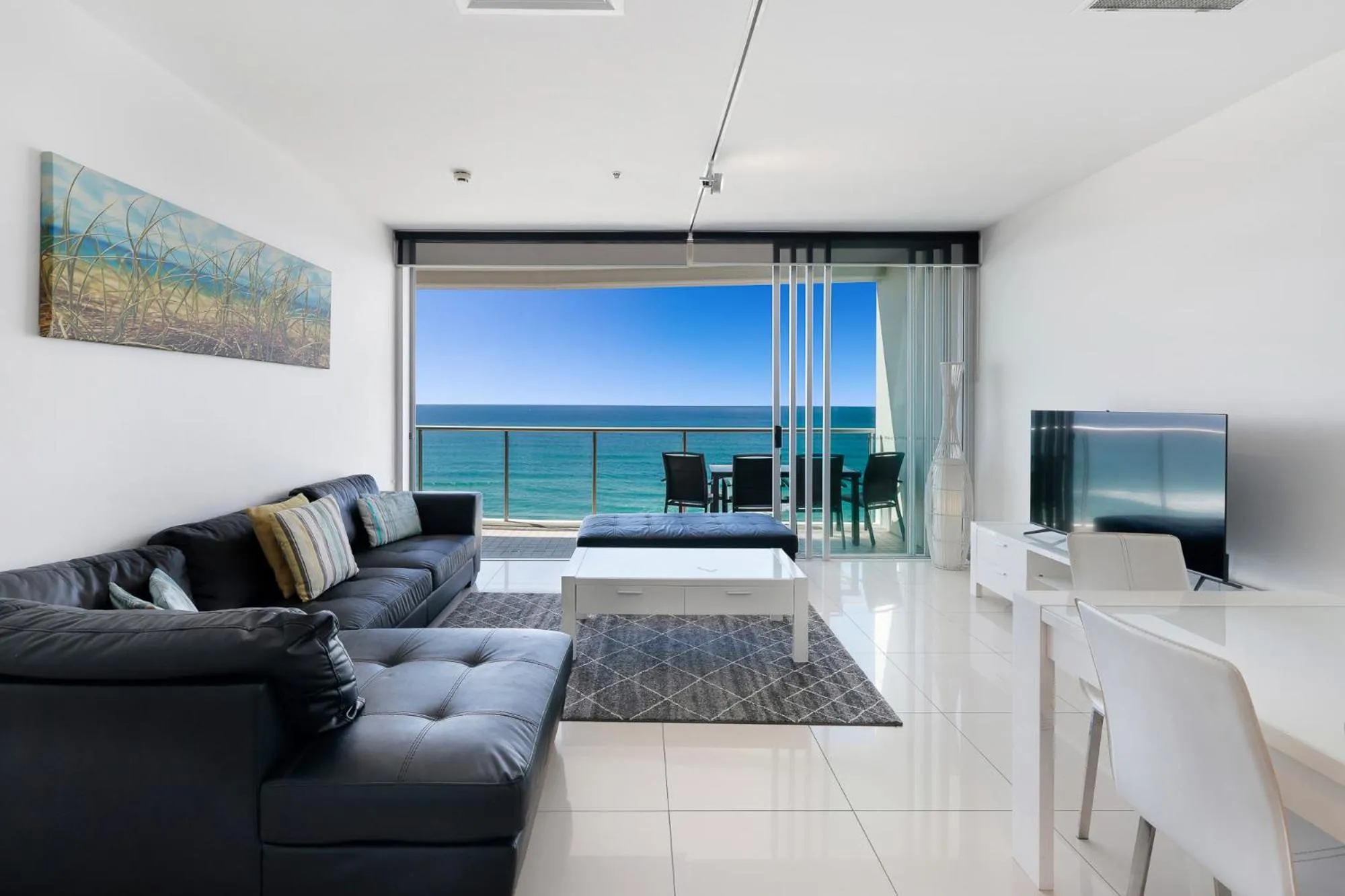 Living room in ULTIQA Air On Broadbeach