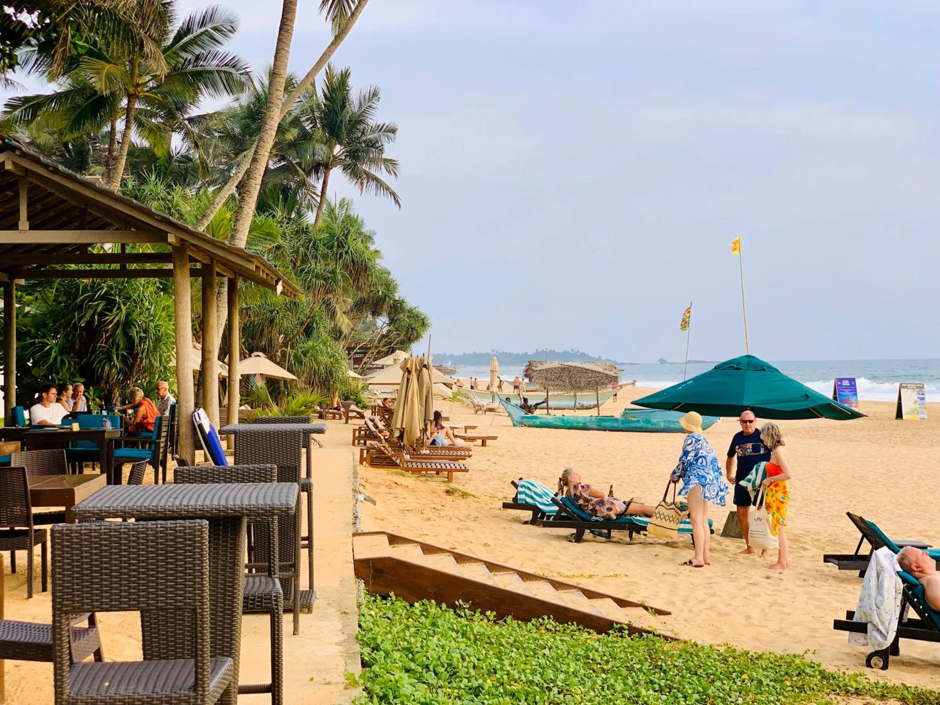 Beach in Suite Lanka