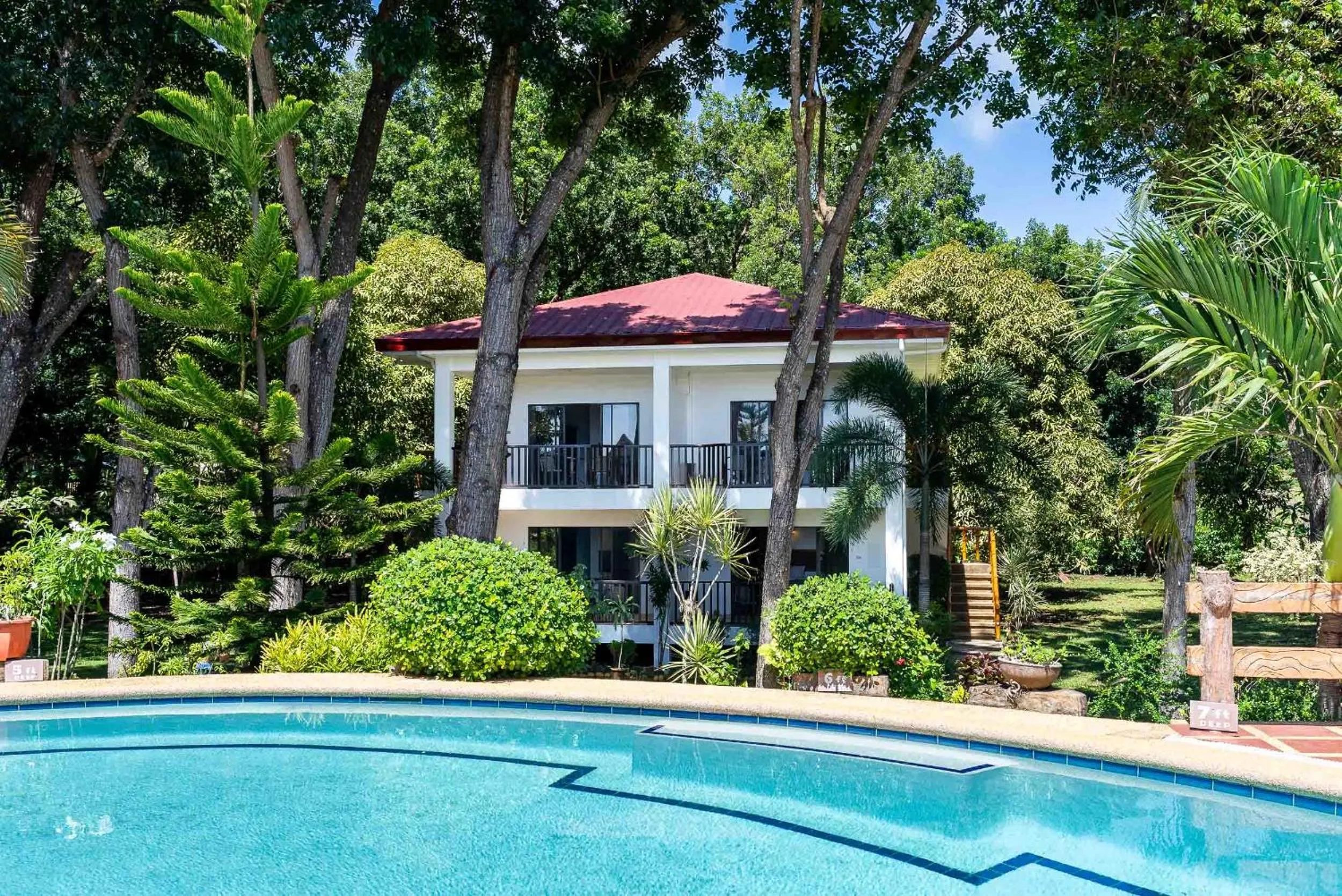 Blue Star Dive and Resort