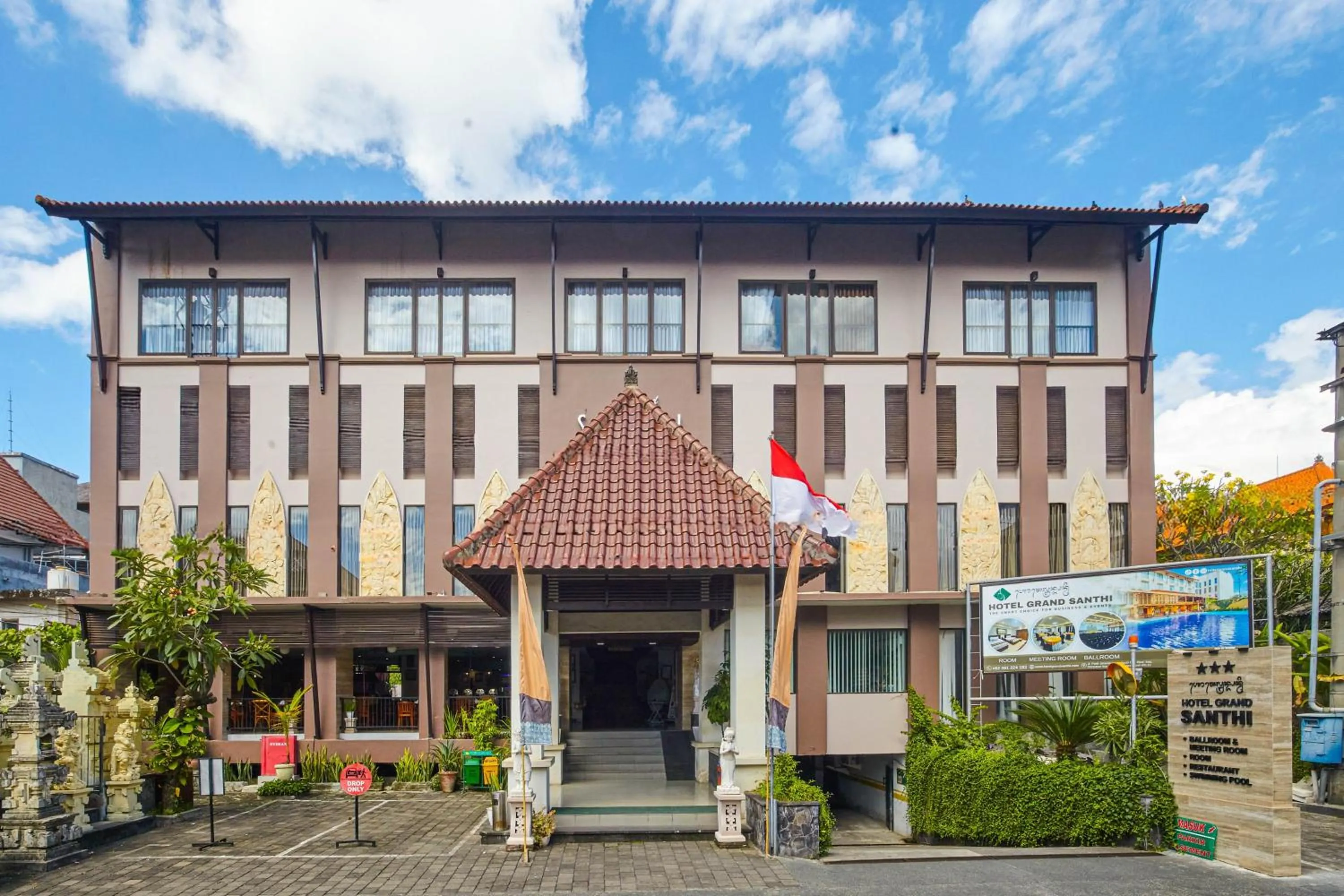 Property building in Grand Santhi Hotel