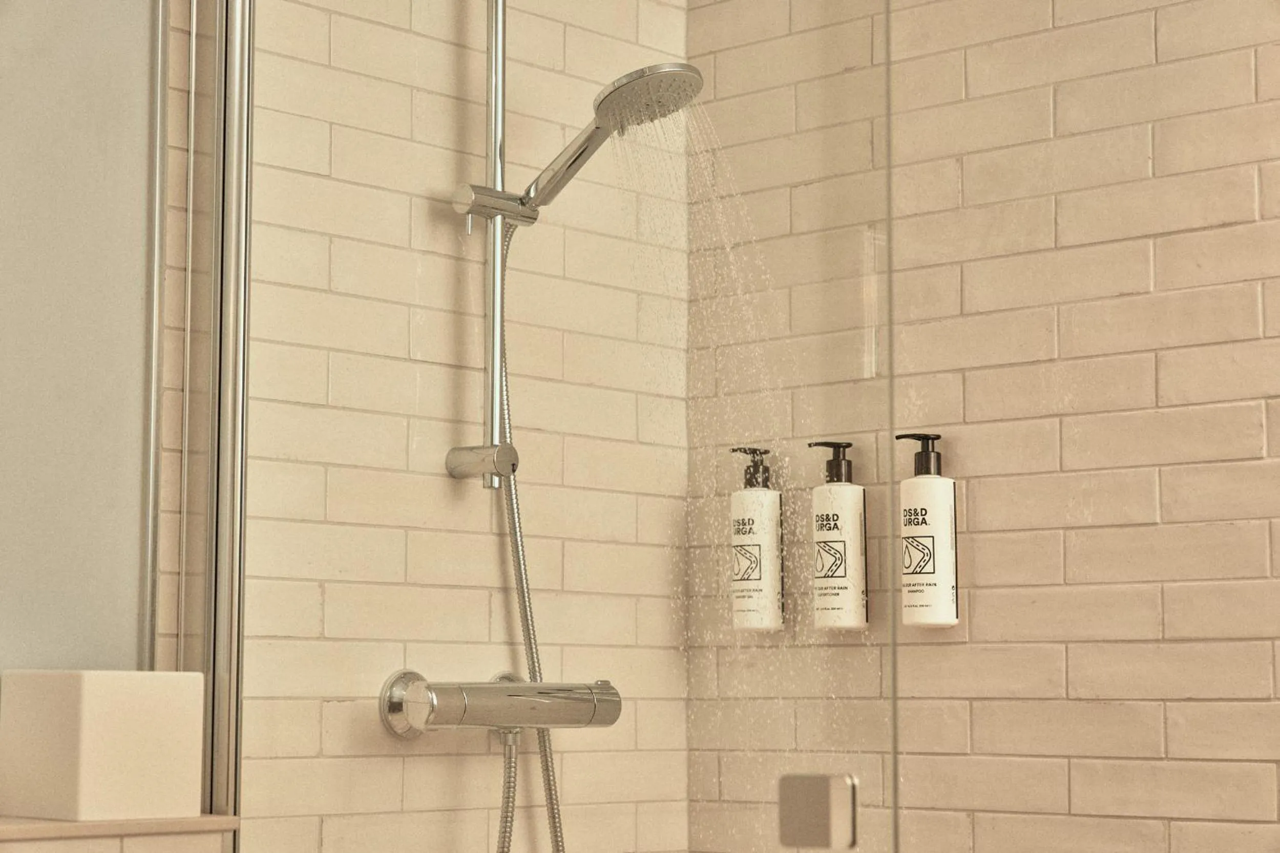 Shower in Hotel Klubben