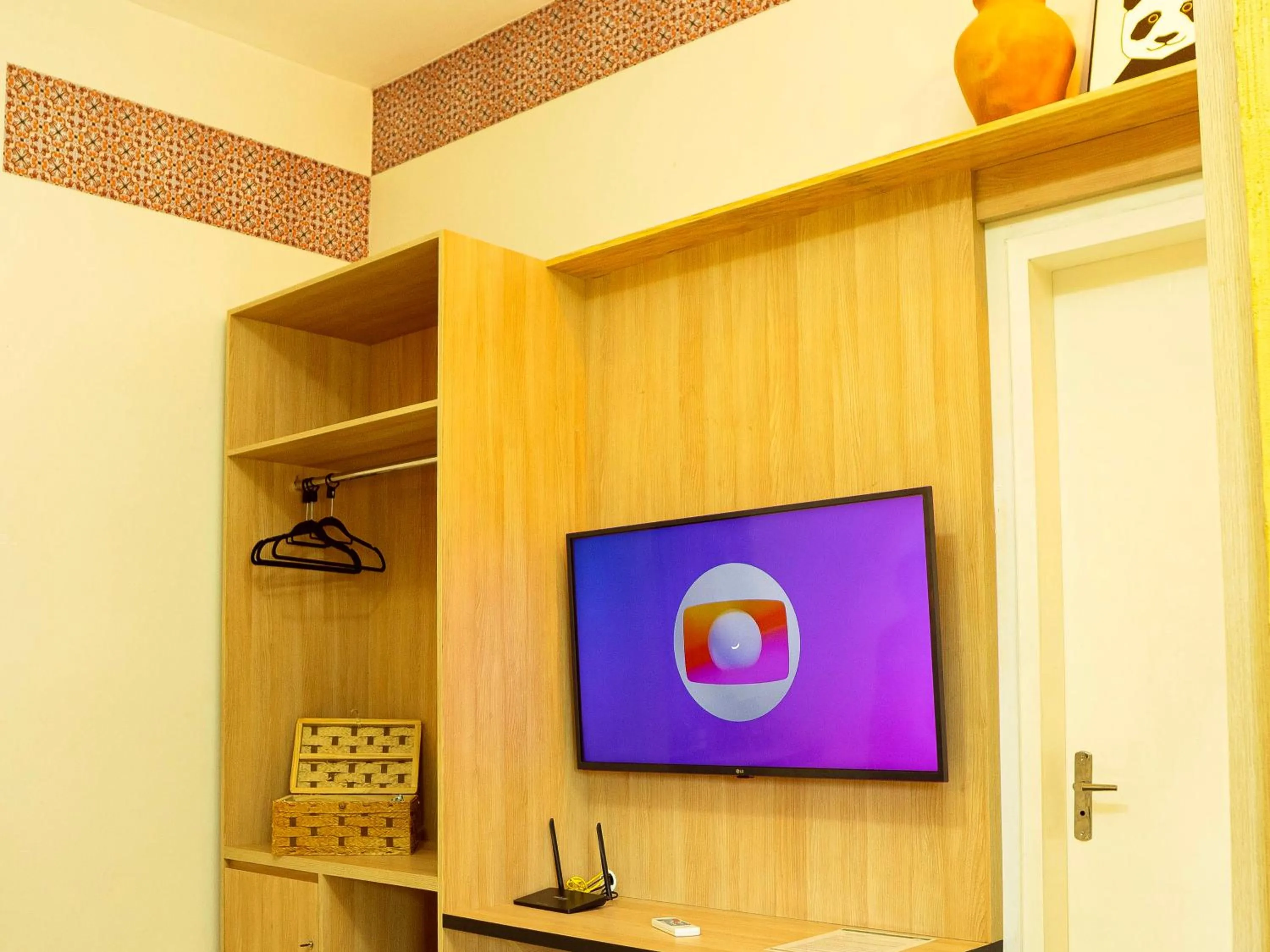 TV and multimedia in Muda Hotel
