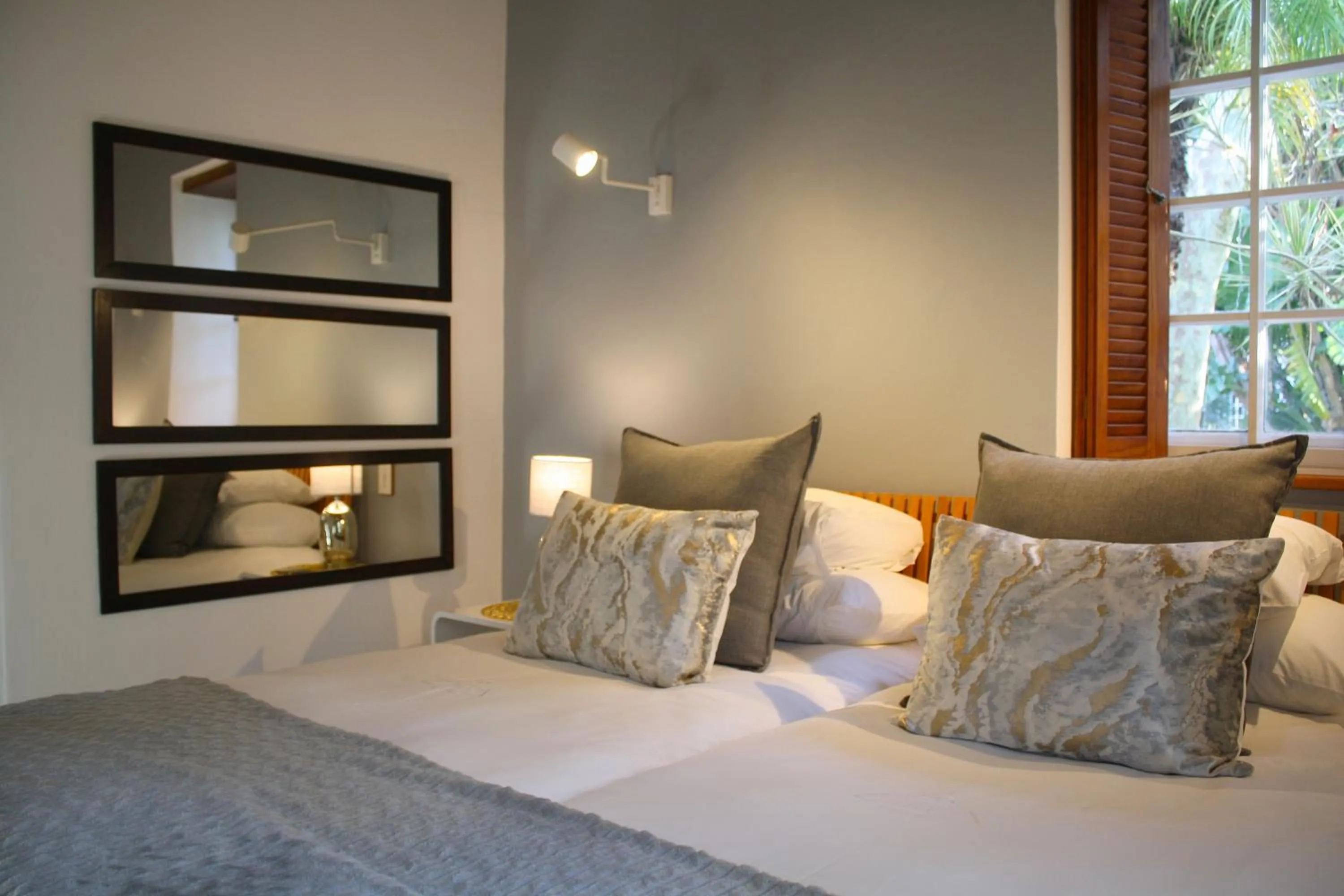 Bed in Rothman Manor