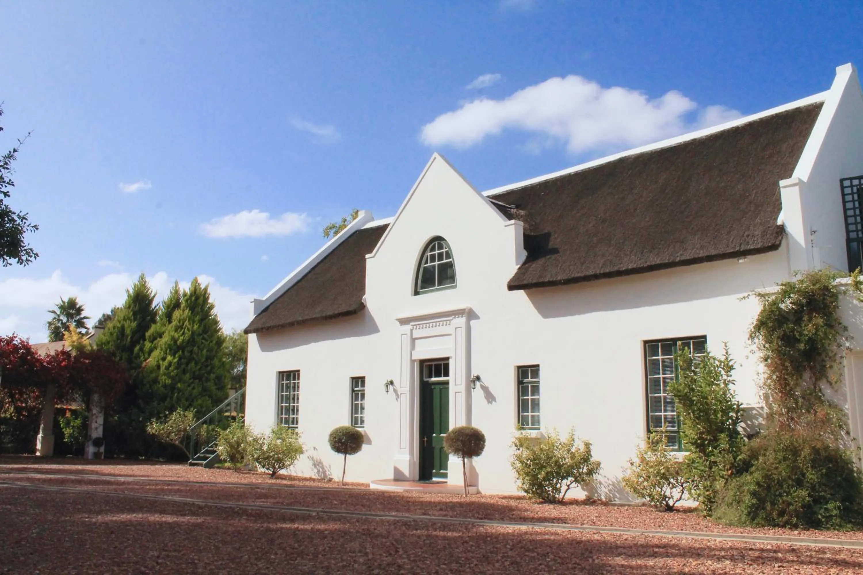 Property building in Rothman Manor