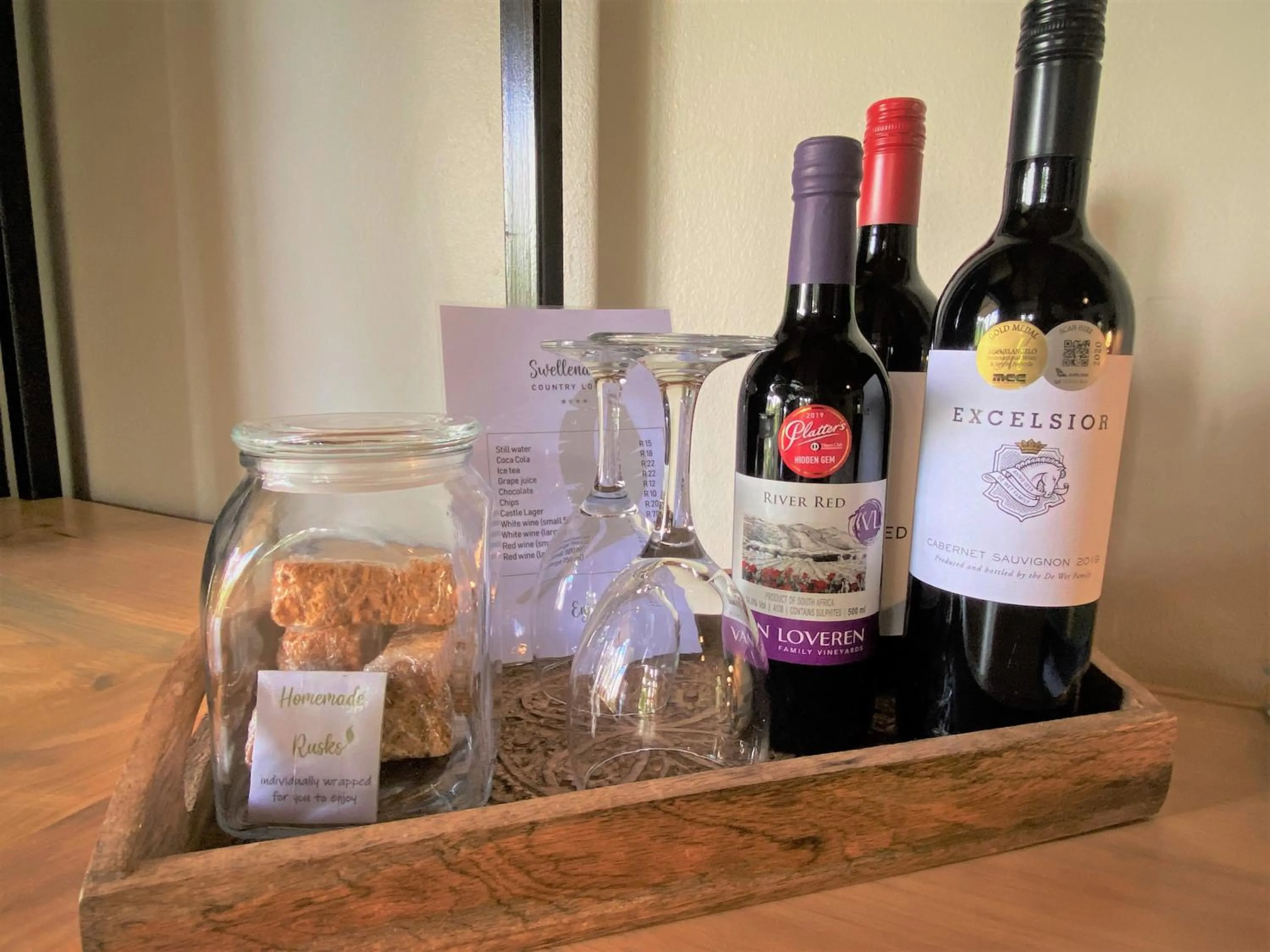 Alcoholic drinks in Swellendam Country Lodge - Guest House - B&B