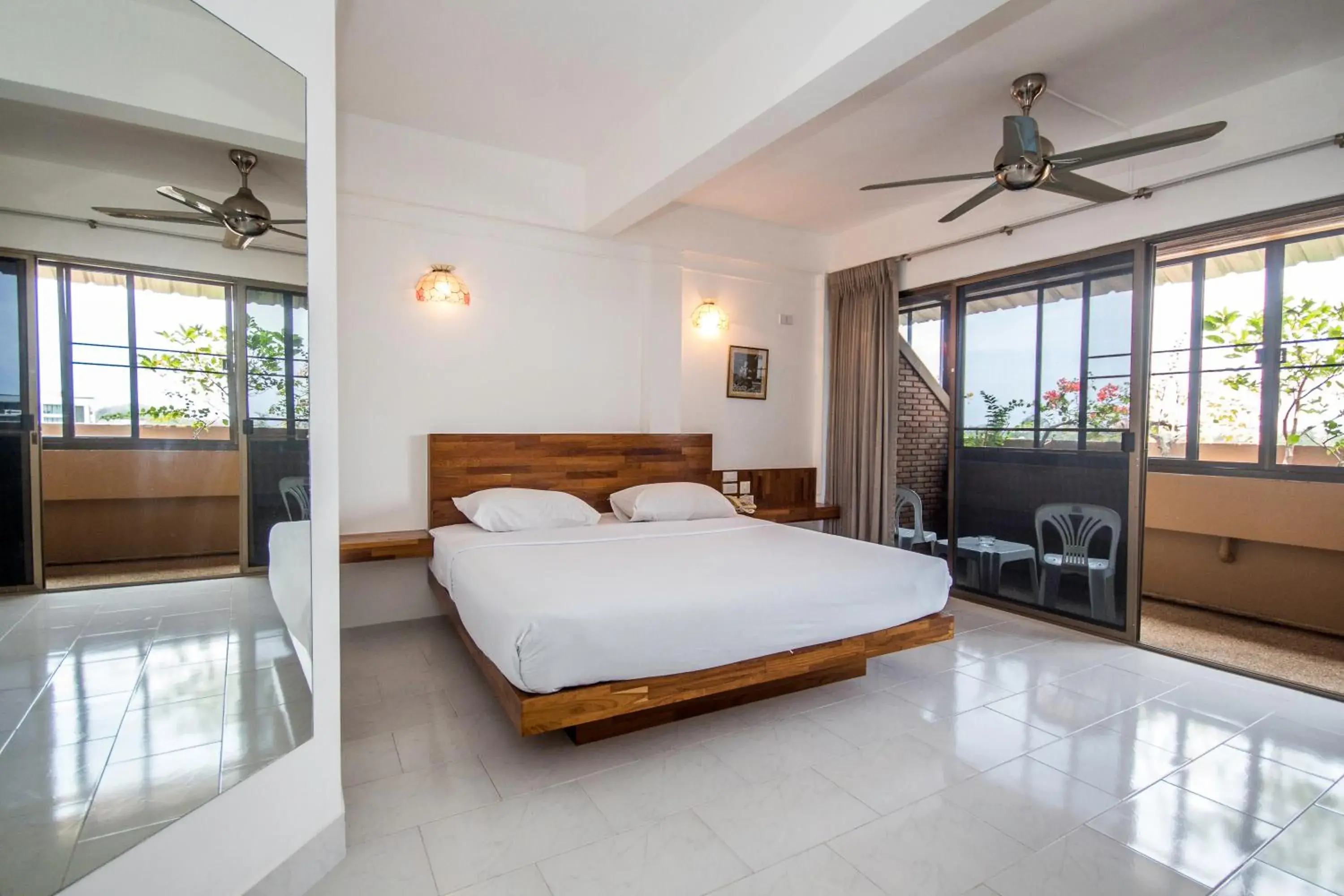 Standard Double Room in Bougainvillea Terrace House Standard Double Room in Bougainvillea Terrace House