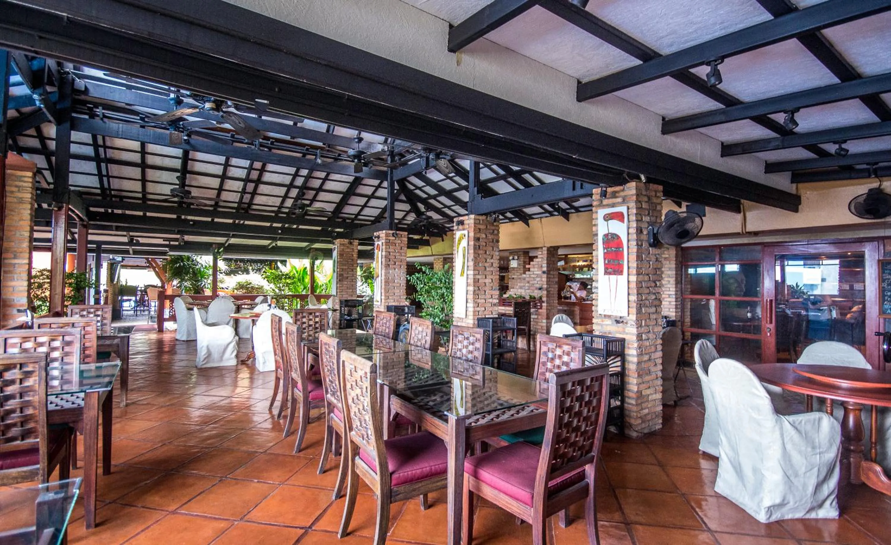 Restaurant/places to eat in Bougainvillea Terrace House