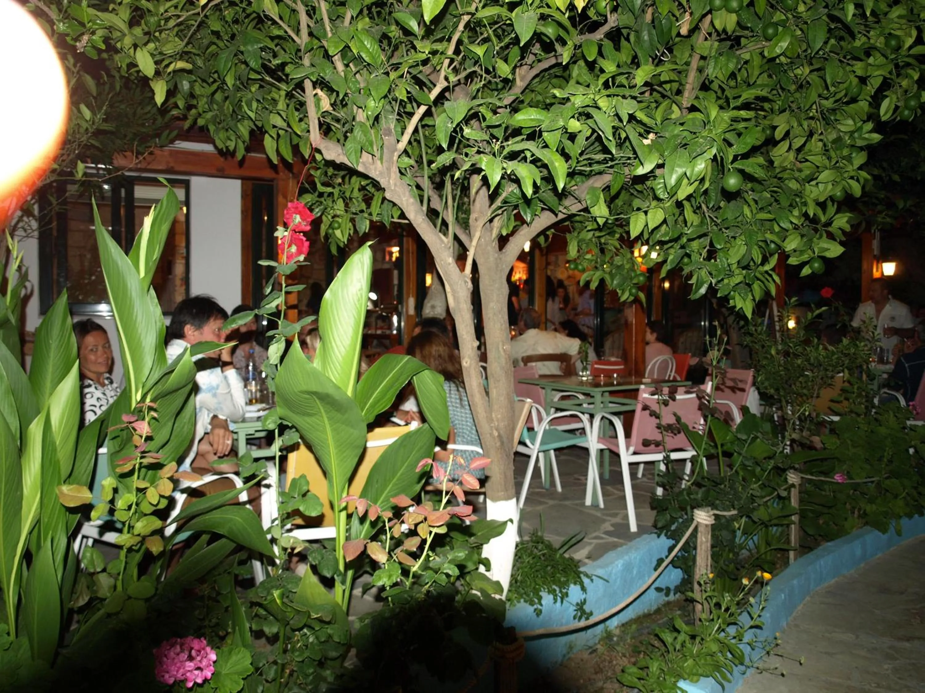 Guests in Kastro Studios Apartments