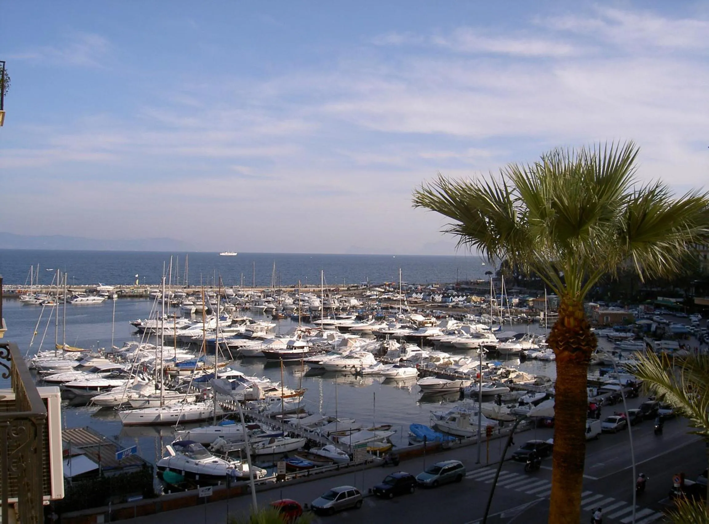 Sea view in Caracciolo 10