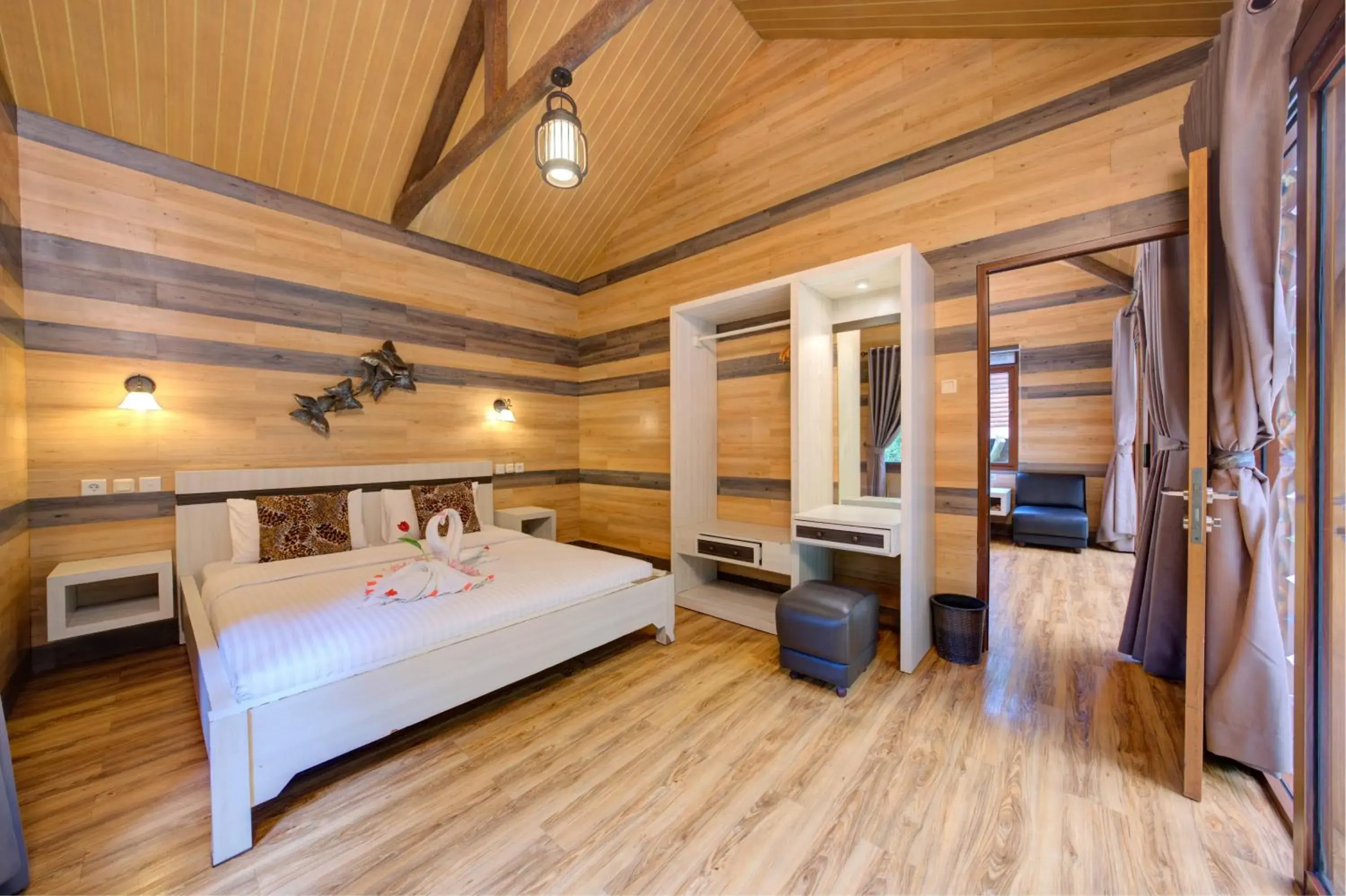 Tree House Two-Bedroom in Safari Resort Tree House Two-Bedroom in Safari Resort