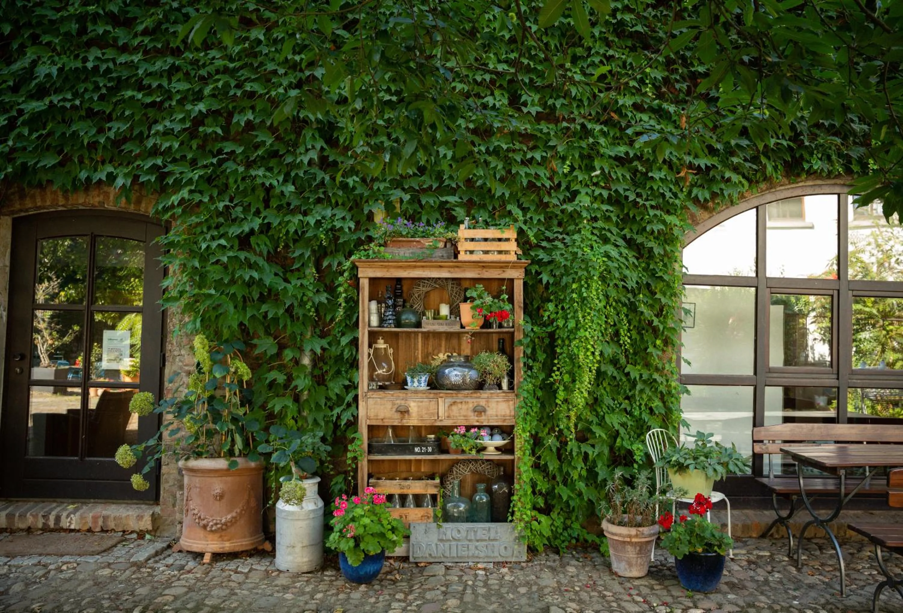Inner courtyard view in Landhaus Danielshof