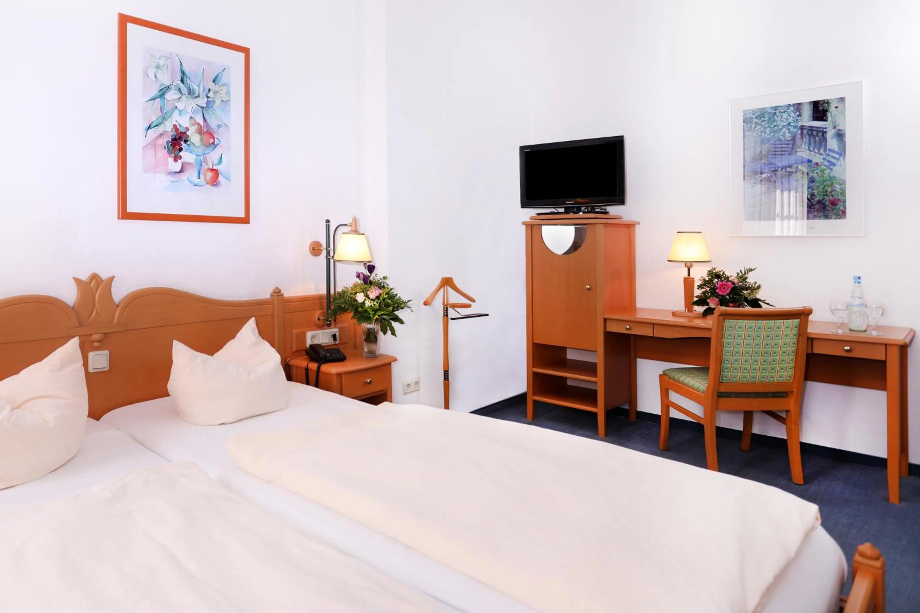 Photo of the whole room, Bed in Landhaus Danielshof