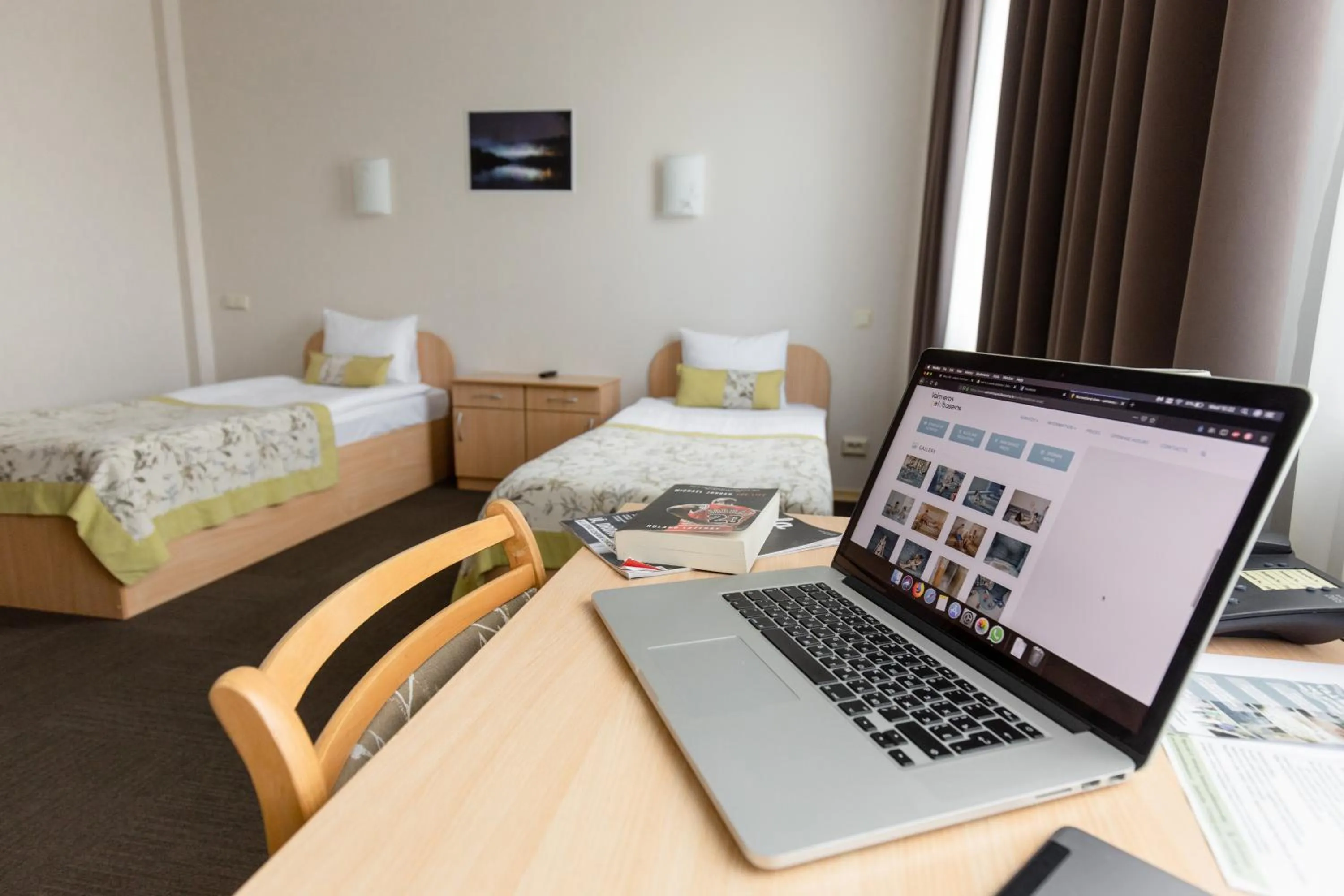 Photo of the whole room, Bed in Sports Hotel