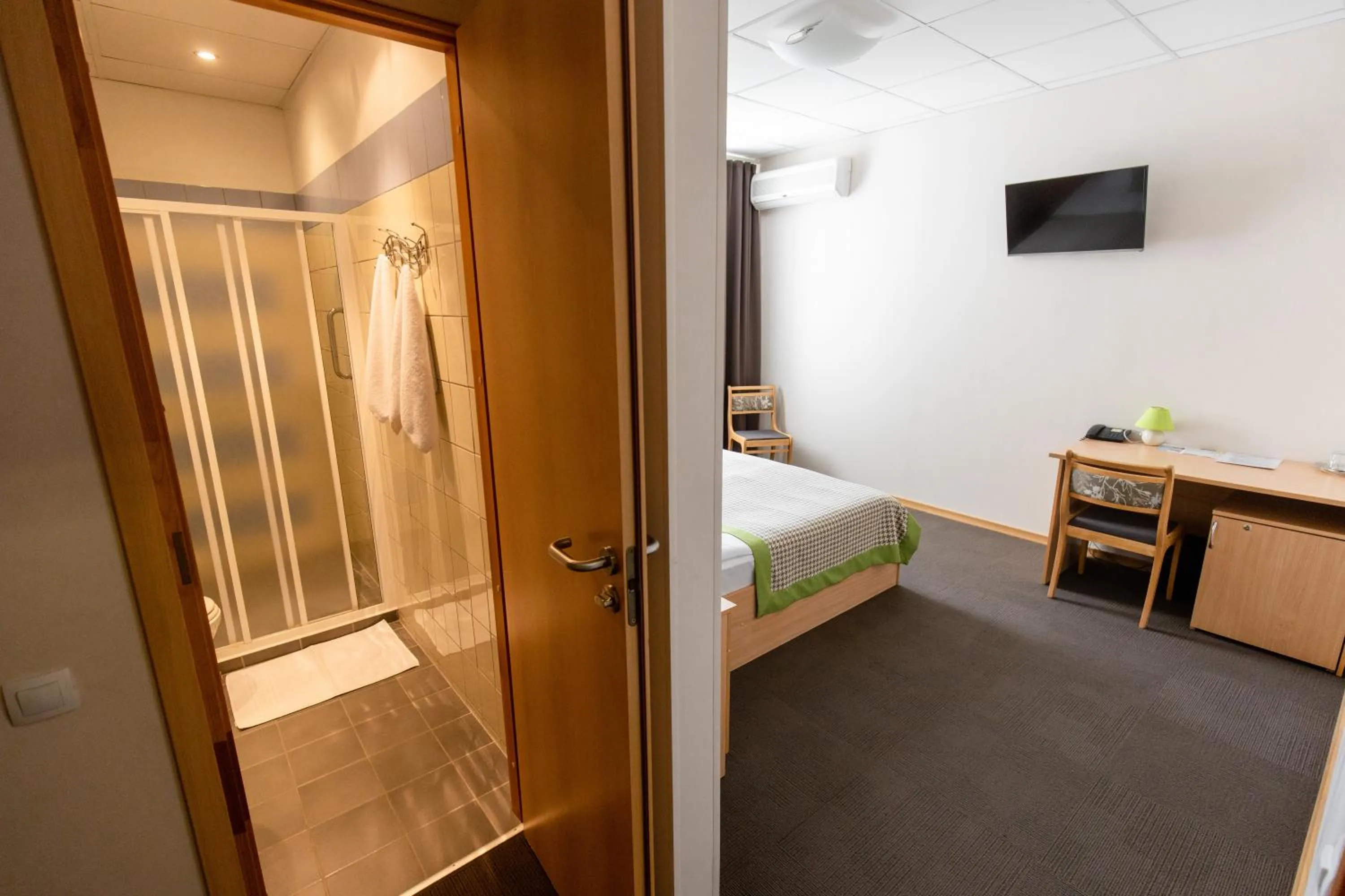 Photo of the whole room, Bed in Sports Hotel