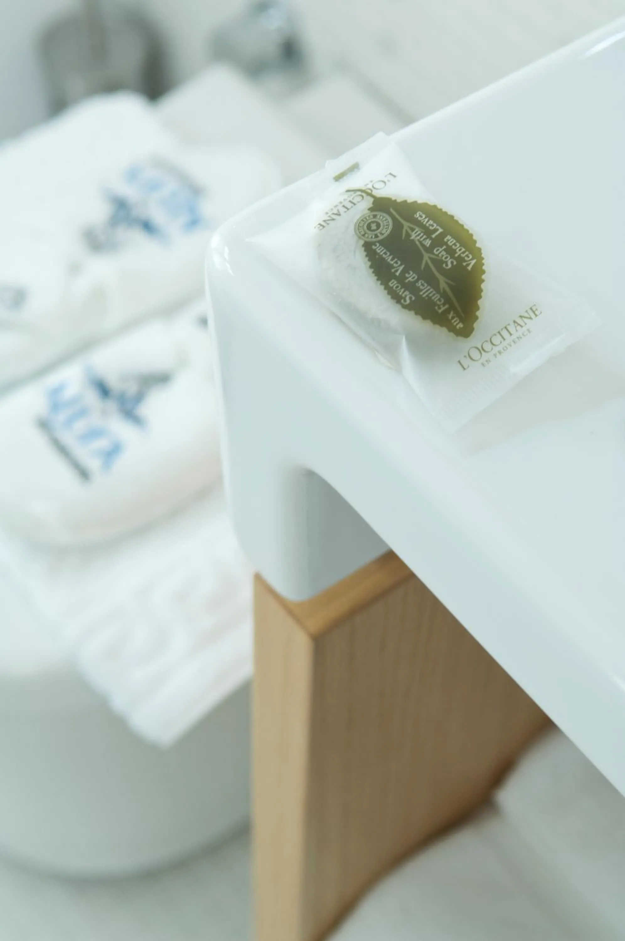 Toilet, Bed in Alura Hotel