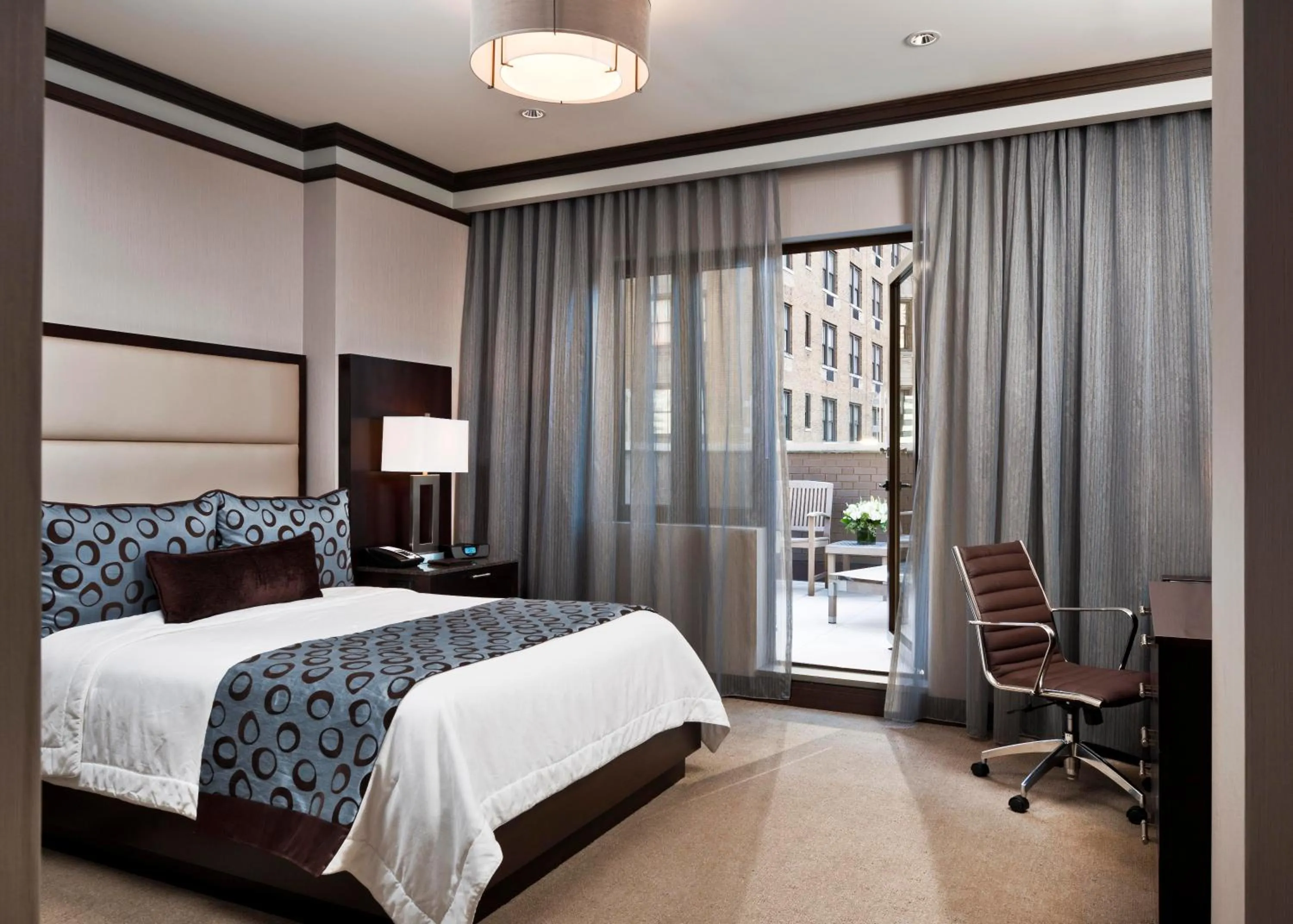 Bed in The Pearl Hotel