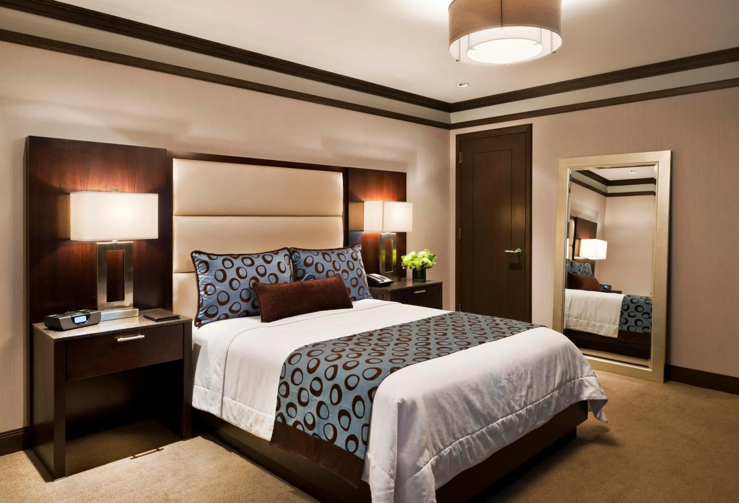 Bed in The Pearl Hotel